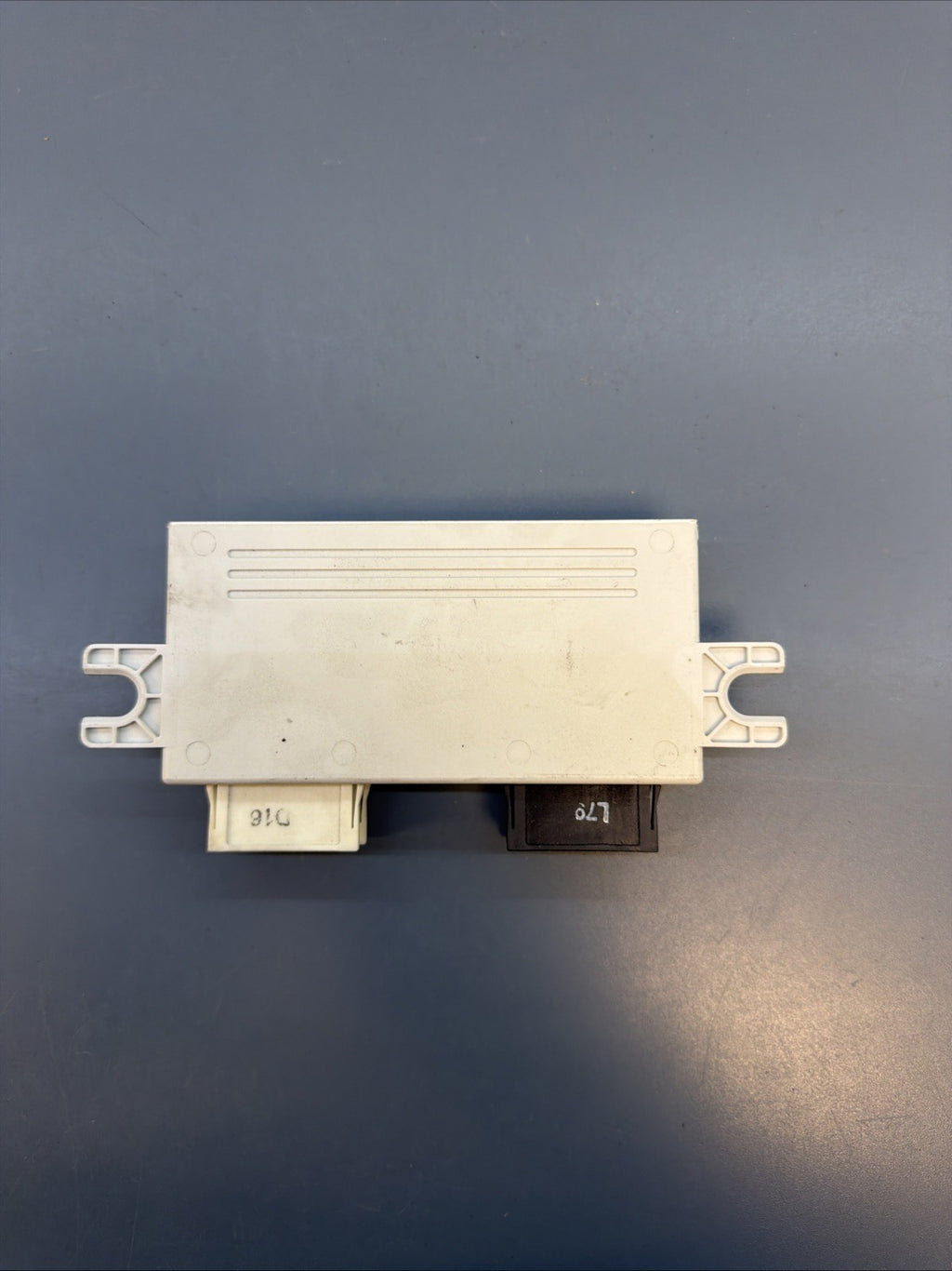 BMW 2003-2010 E83/E53 X3/X5 PANORAMIC SUNROOF CONTROL MODULE OEM 6955925