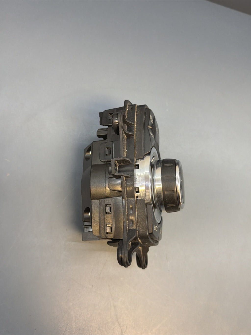 09- 13 BMW E90 E92 E93 335 CIC NAVIGATION MENU IDRIVE MEDIA SWITCH KNOB 9285445