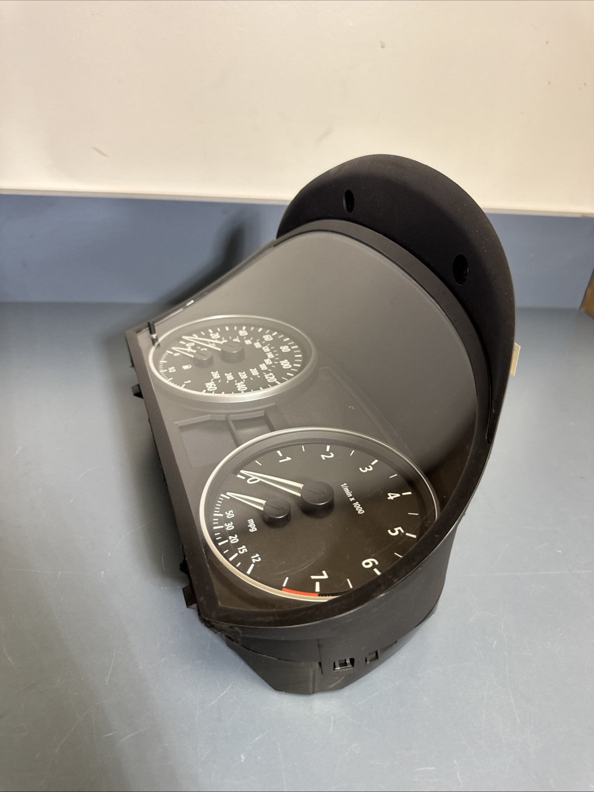 06-13 OEM BMW E90 E91 E92 E93 328 Speedometer Instrument Cluster Siemens 6983495