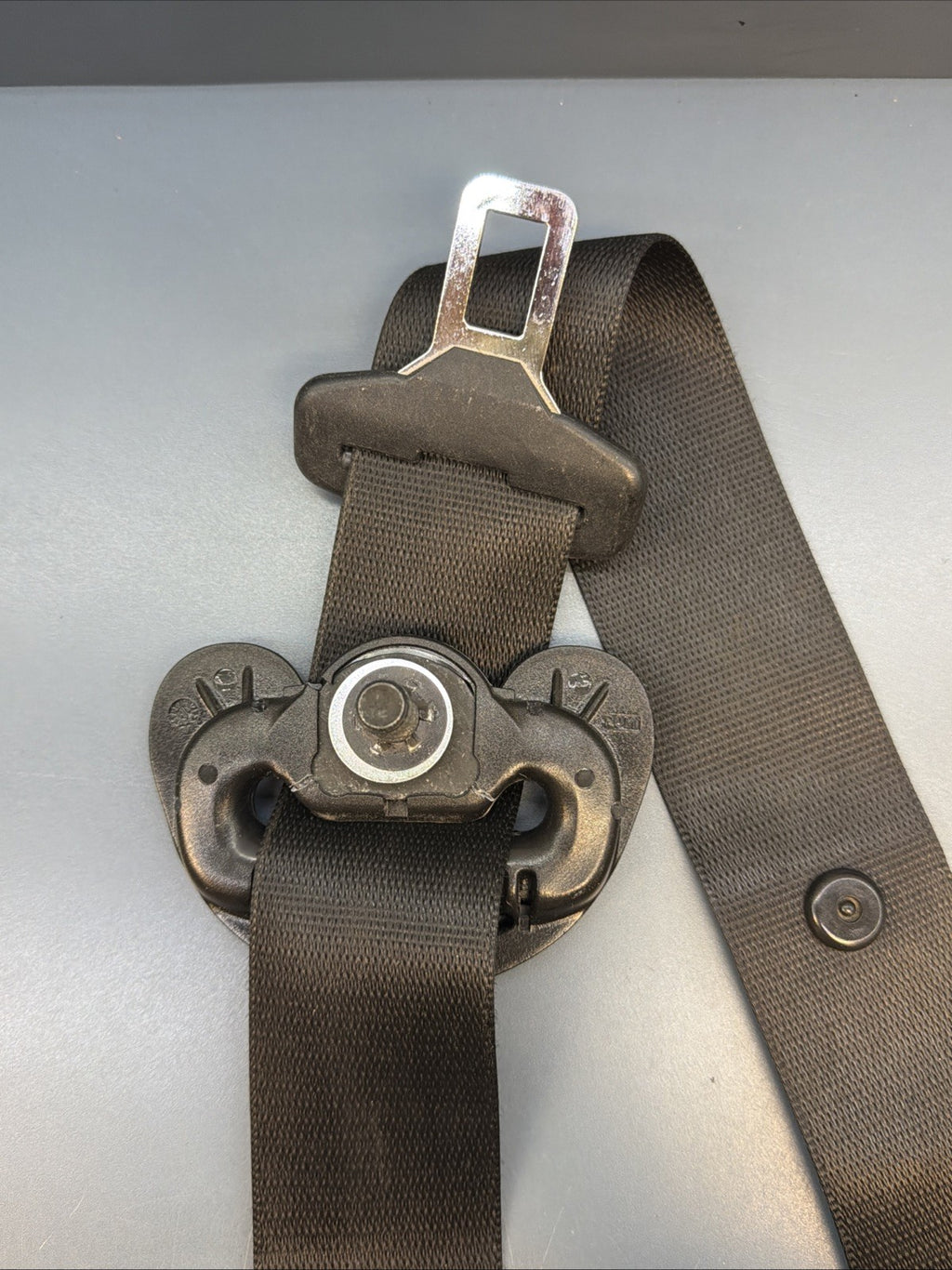 2011-2013 BMW X5 E70 FRONT RIGHT PASSENGER SIDE UPPER SEAT BELT OEM S2717196809Y