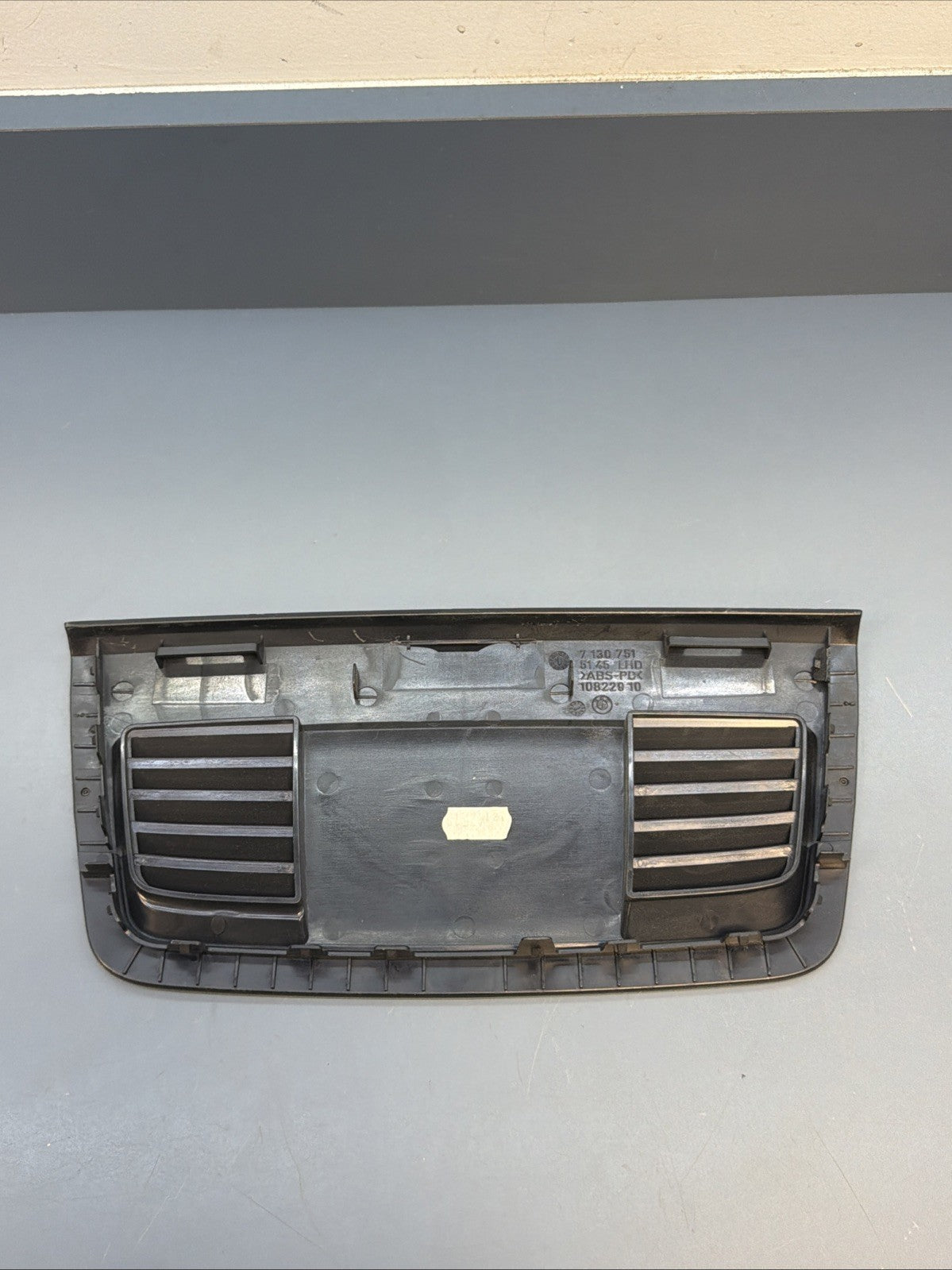 07-13 BMW E90 E92 E93 335i DASH FRONT CENTER GRILLE TRIM COVER PANEL 7130751 OEM
