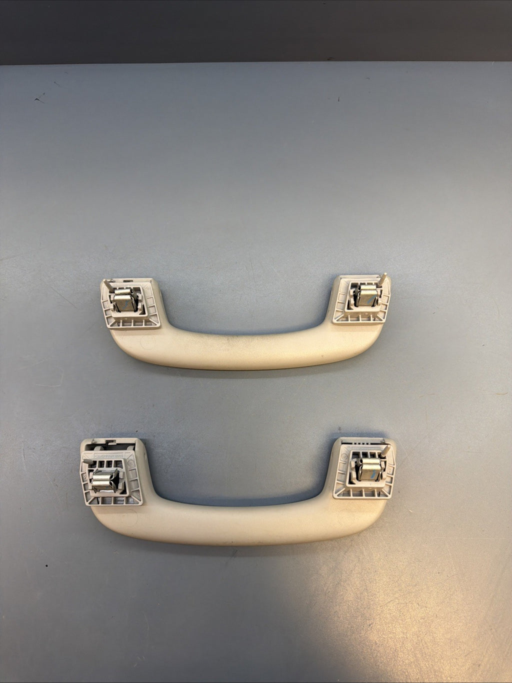 BMW F30 F10 X3 F25 F10 550 Interior Roof Top Grab Handle Set-3 OEM GREY