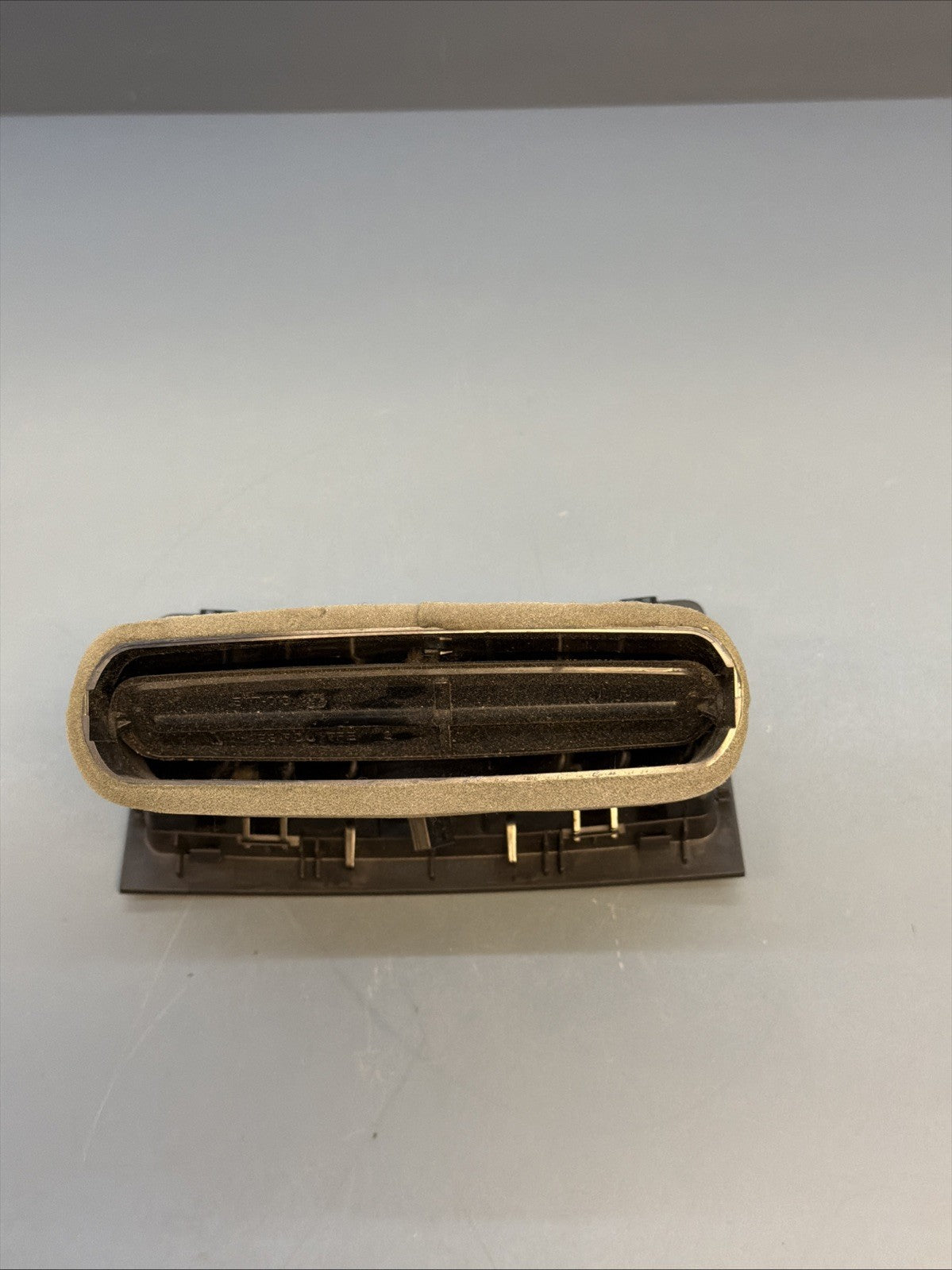 BMW 3 Series E90 E91 LCI 6932023 Rear Center Air Intake Rear Center Vent Grill