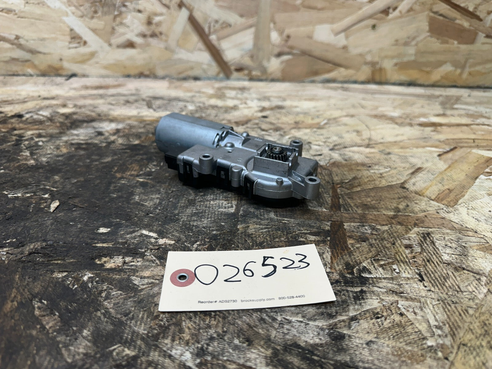 BMW 2003-2010 E83/E53 X3/X5 PANORAMIC SUNROOF MOTOR OEM 0390200053