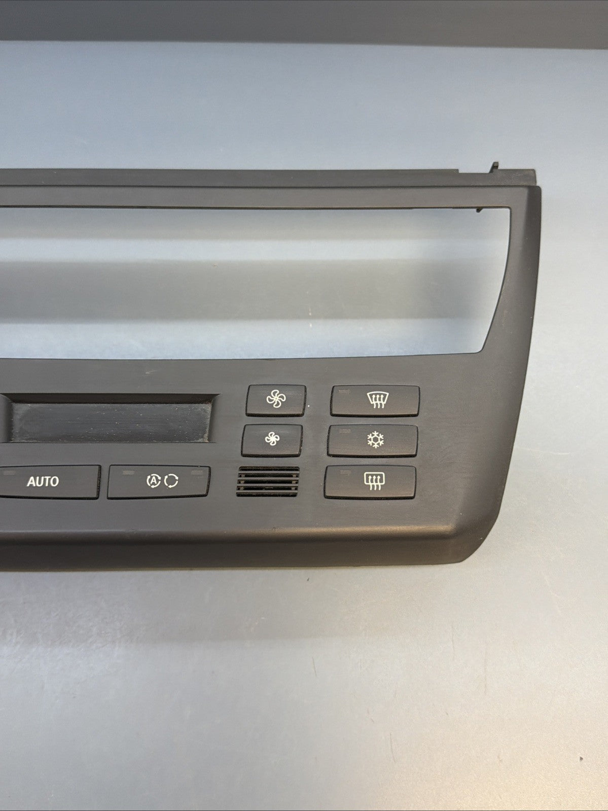 BMW 03-10 X3 E83 Automatic Air Conditioning Control Unit Module Panel 0363938
