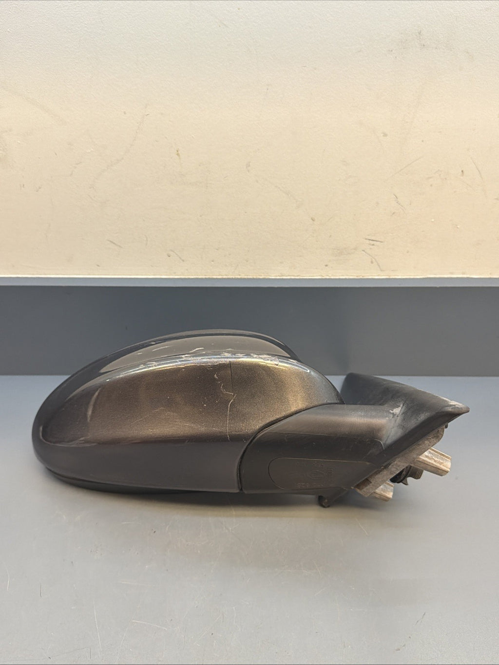 06-08 BMW E90 E91 325i FRONT RIGHT Passenger Side Mirror OEM PRE LCI 7075626