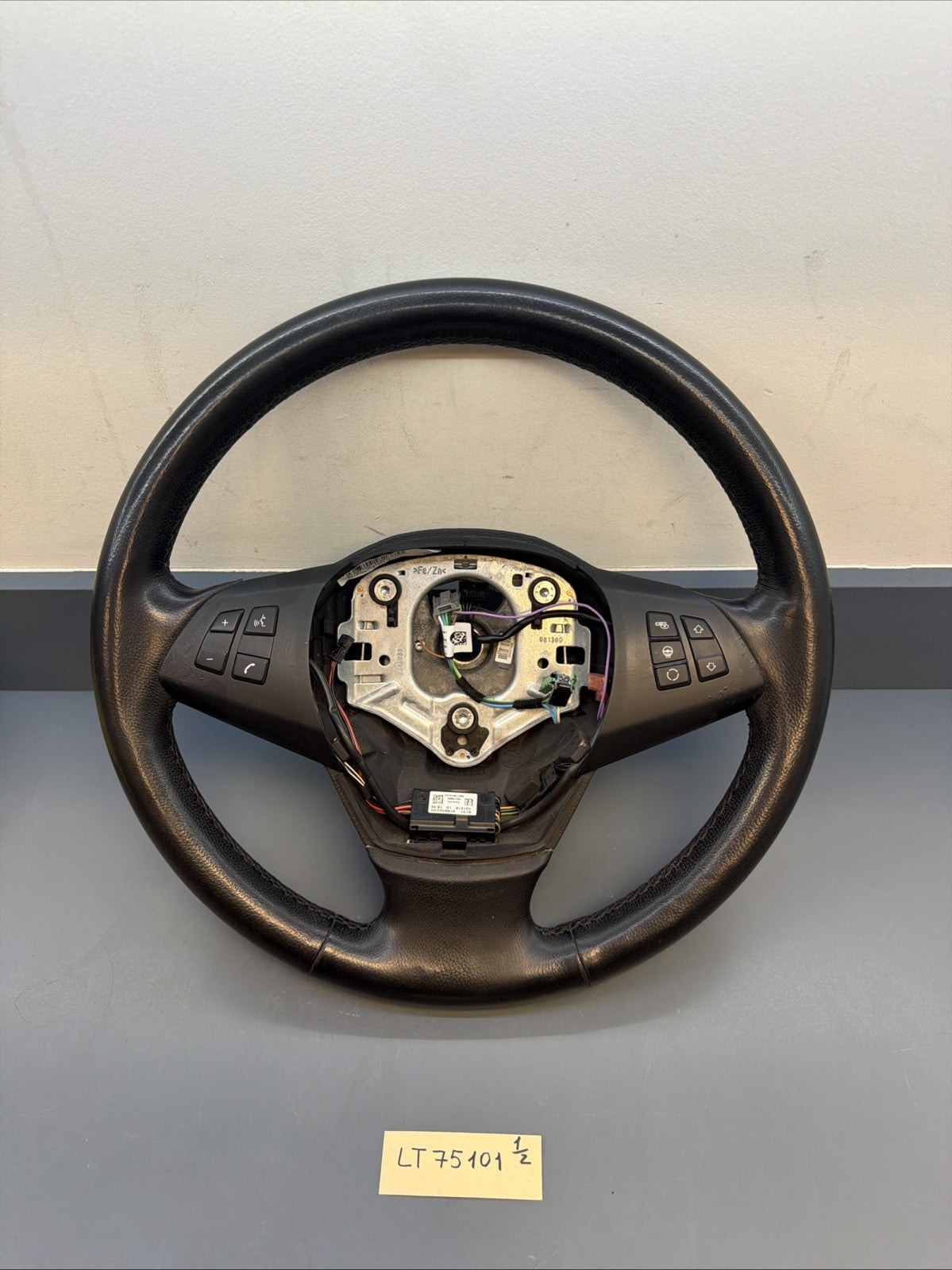 2011-2013 BMW X5 E70 XDRIVE35I FRONT LEFT STEERING WHEEL LEATHER BLACK HEATED