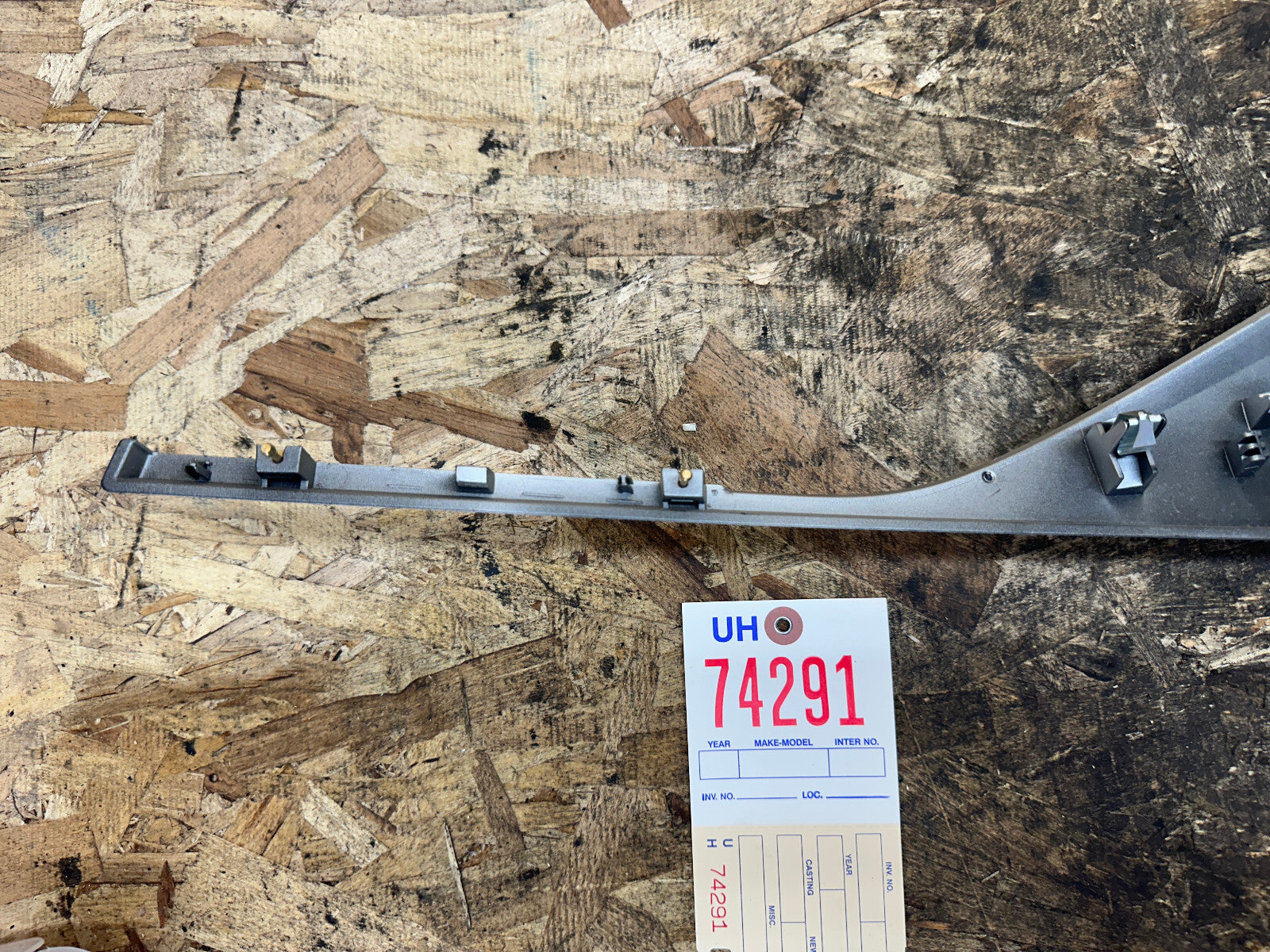 BMW 2011-2019 F30 F32 3 4 SERIES LEFT DASH VENT TRIM ALUMINUM OEM 9231206