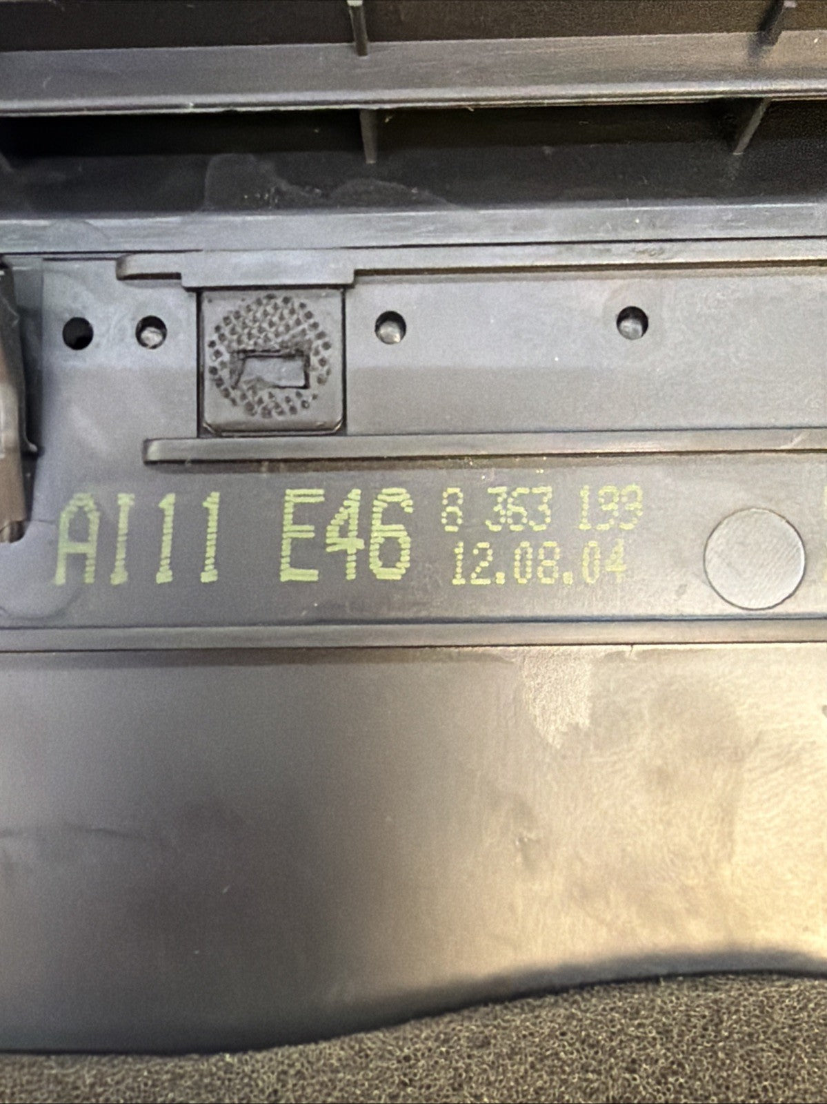 1999-2006 BMW E46 3 Series 325i Center Dash AC Air Vent Assembly 8363199 OEM