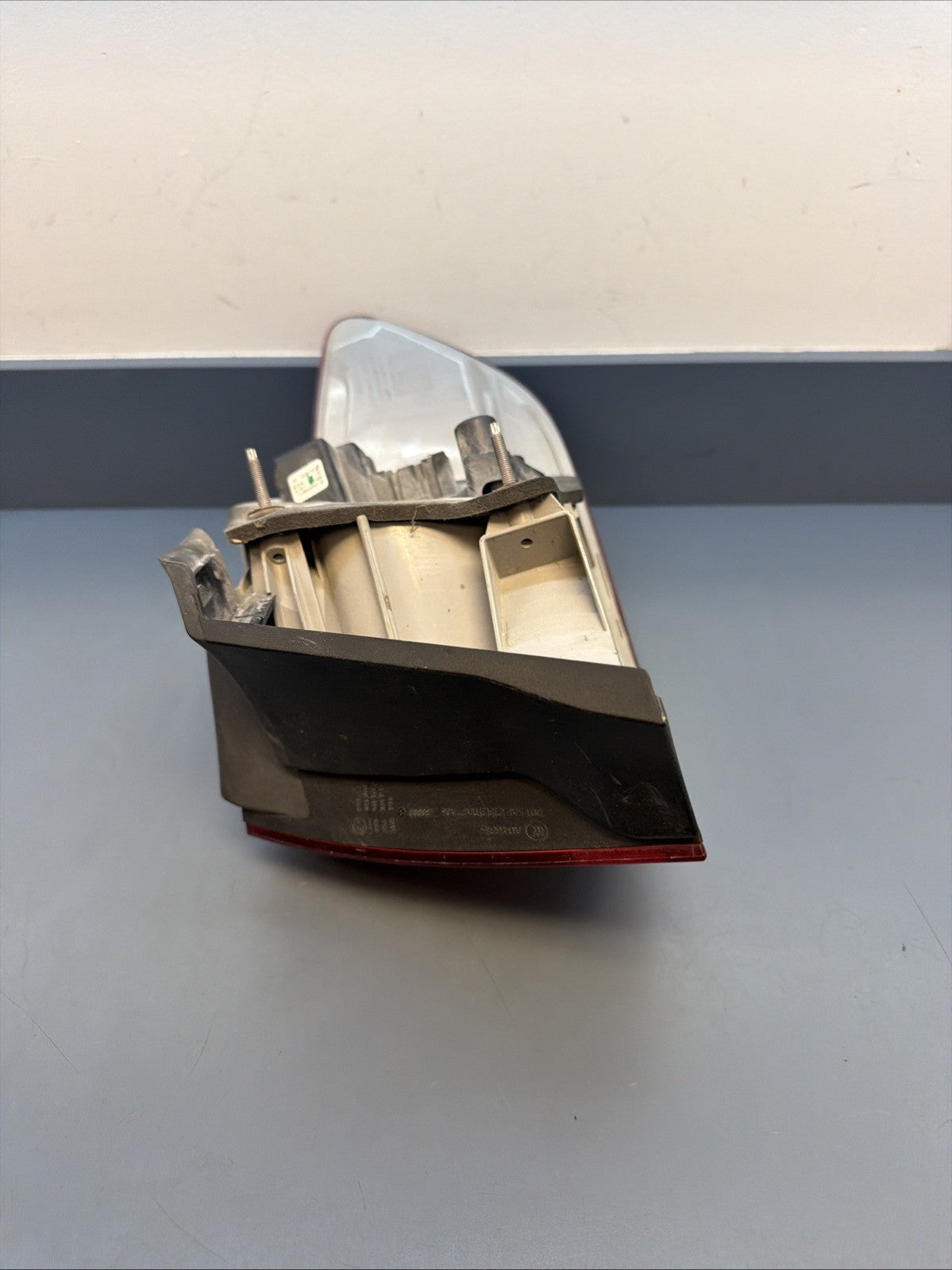 07-10 BMW E92 Coupe Left Side Outer Tail Light Taillight Lamp Pre-LCI 7174403