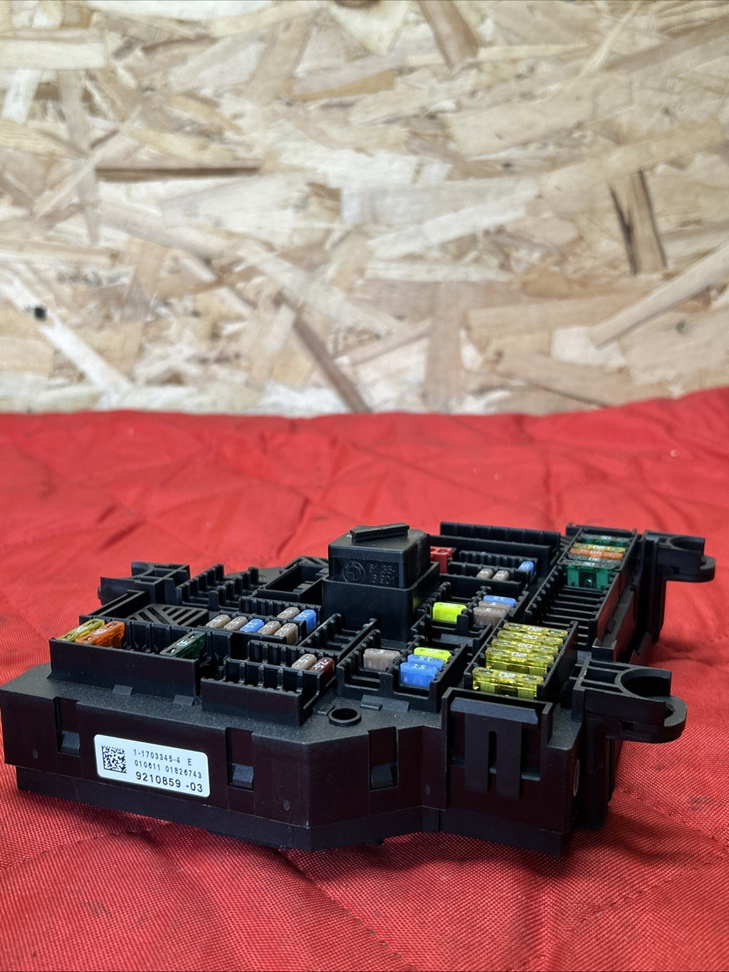 BMW 2011-2017 F25 X3 REAR TRUNK FUSE JUNCTION BOX OEM 9210859
