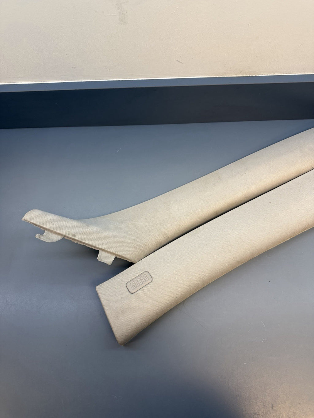 BMW E90 335xi Series 4dr Front Left & Right A Pillar Cloth Trim 7058332 7058331