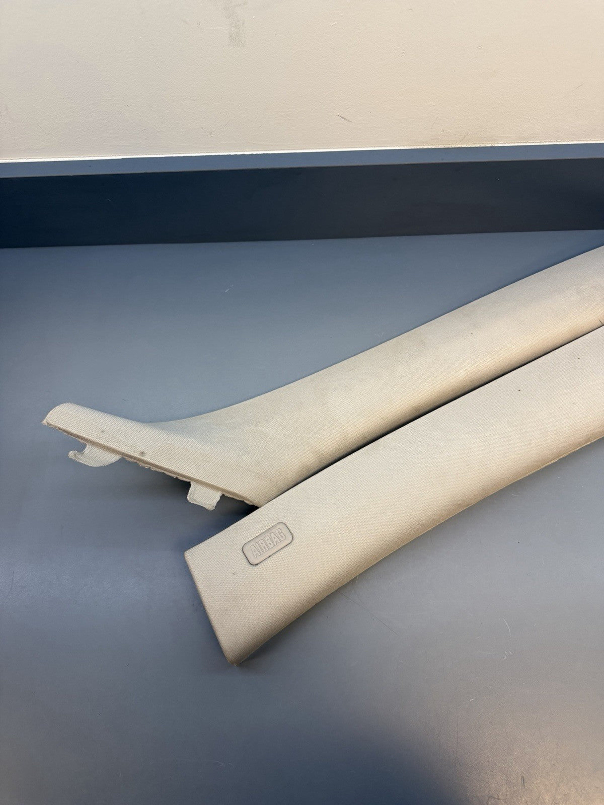 BMW E90 335xi Series 4dr Front Left & Right A Pillar Cloth Trim 7058332 7058331