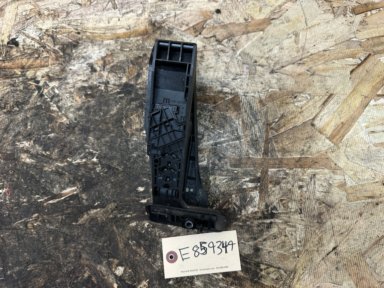 BMW 2006-2013 E90 ACCLERATOR GAS THROTTLE PEDAL OEM 6858574