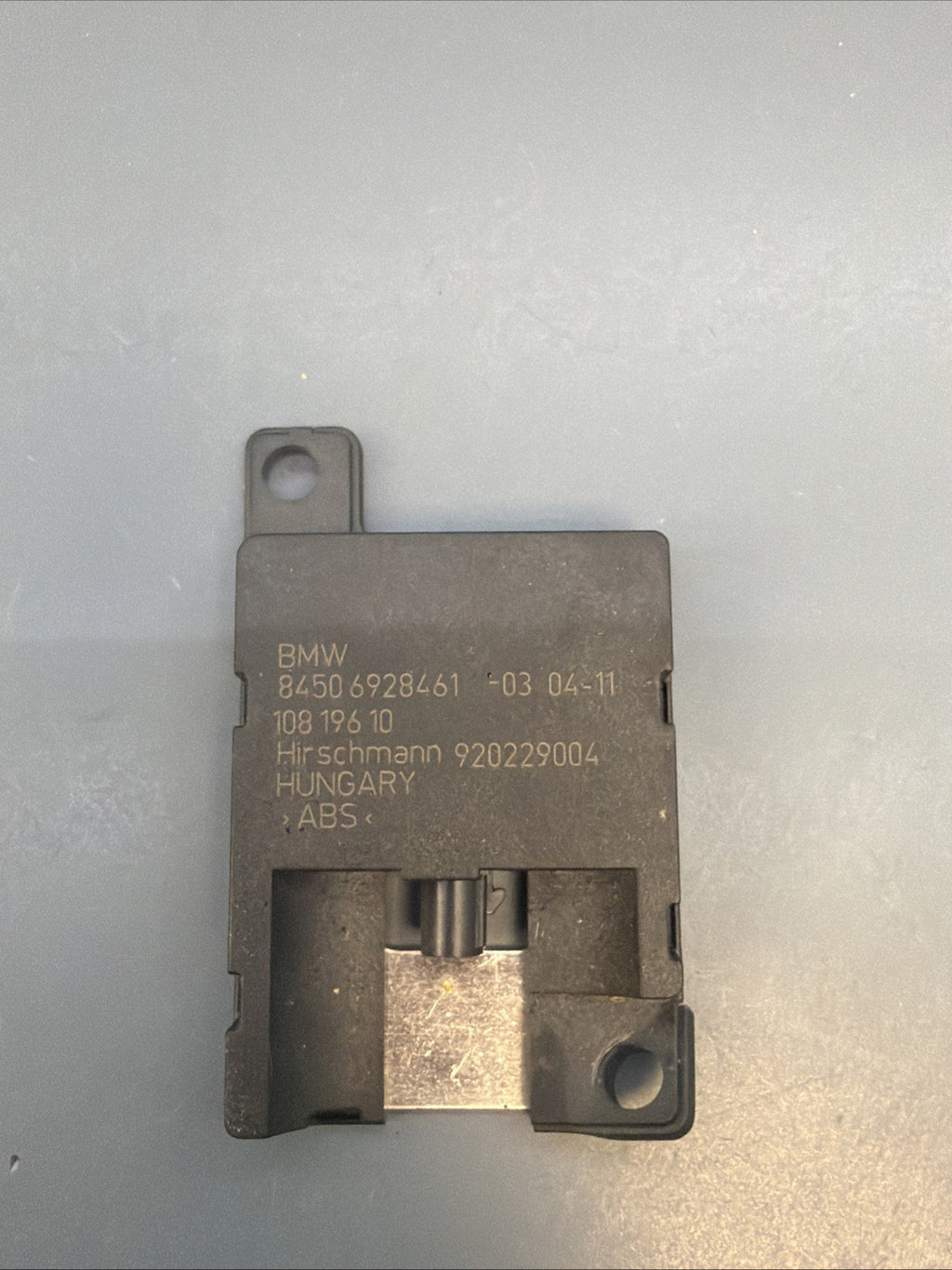 2009-2011 BMW 328i OEM Bluetooth Antenna Amplifier Control Module 6928461