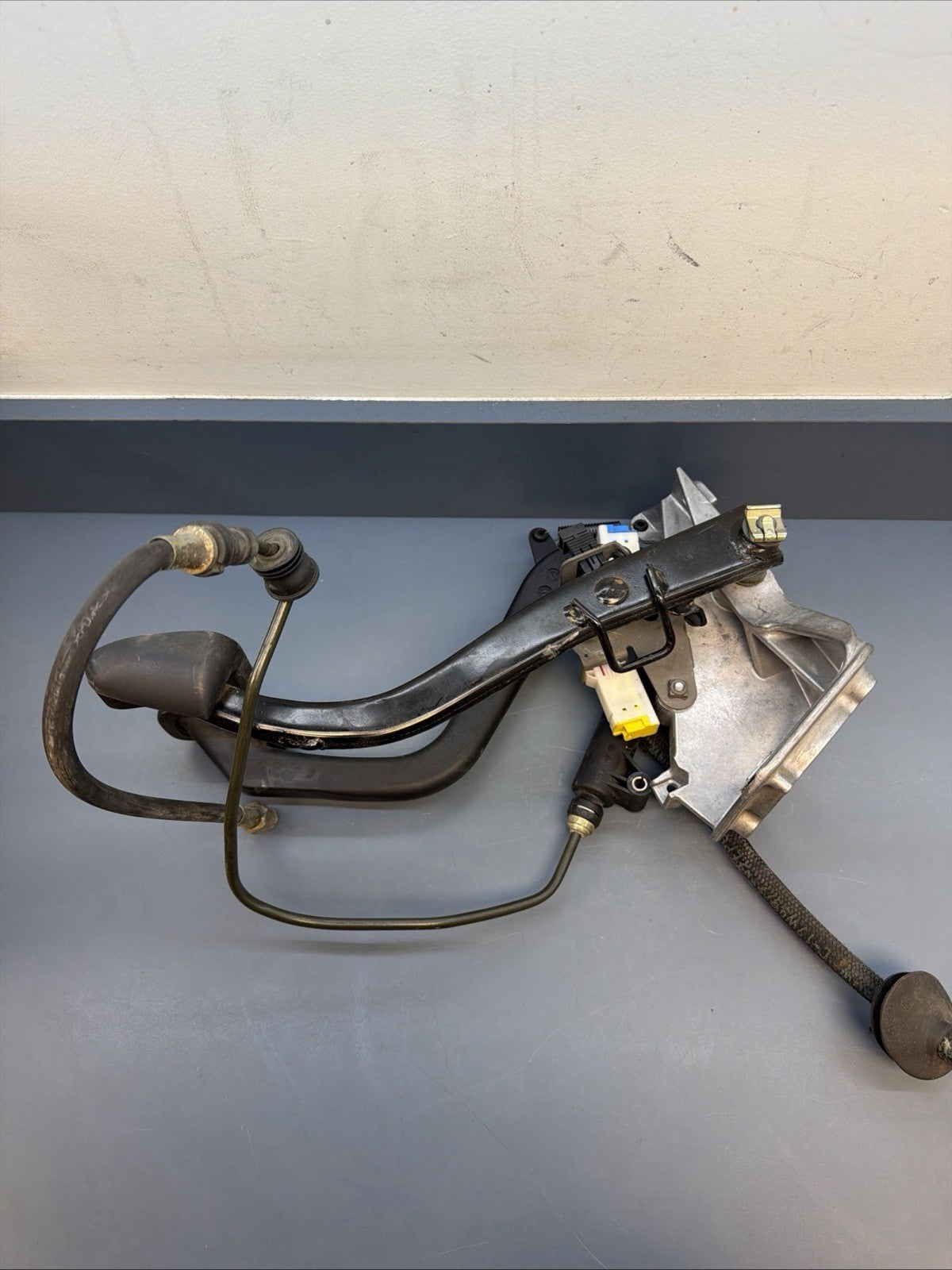 BMW E46 Manual Pedals Assembly Transmission Swap Clutch Brake LHD 1163863