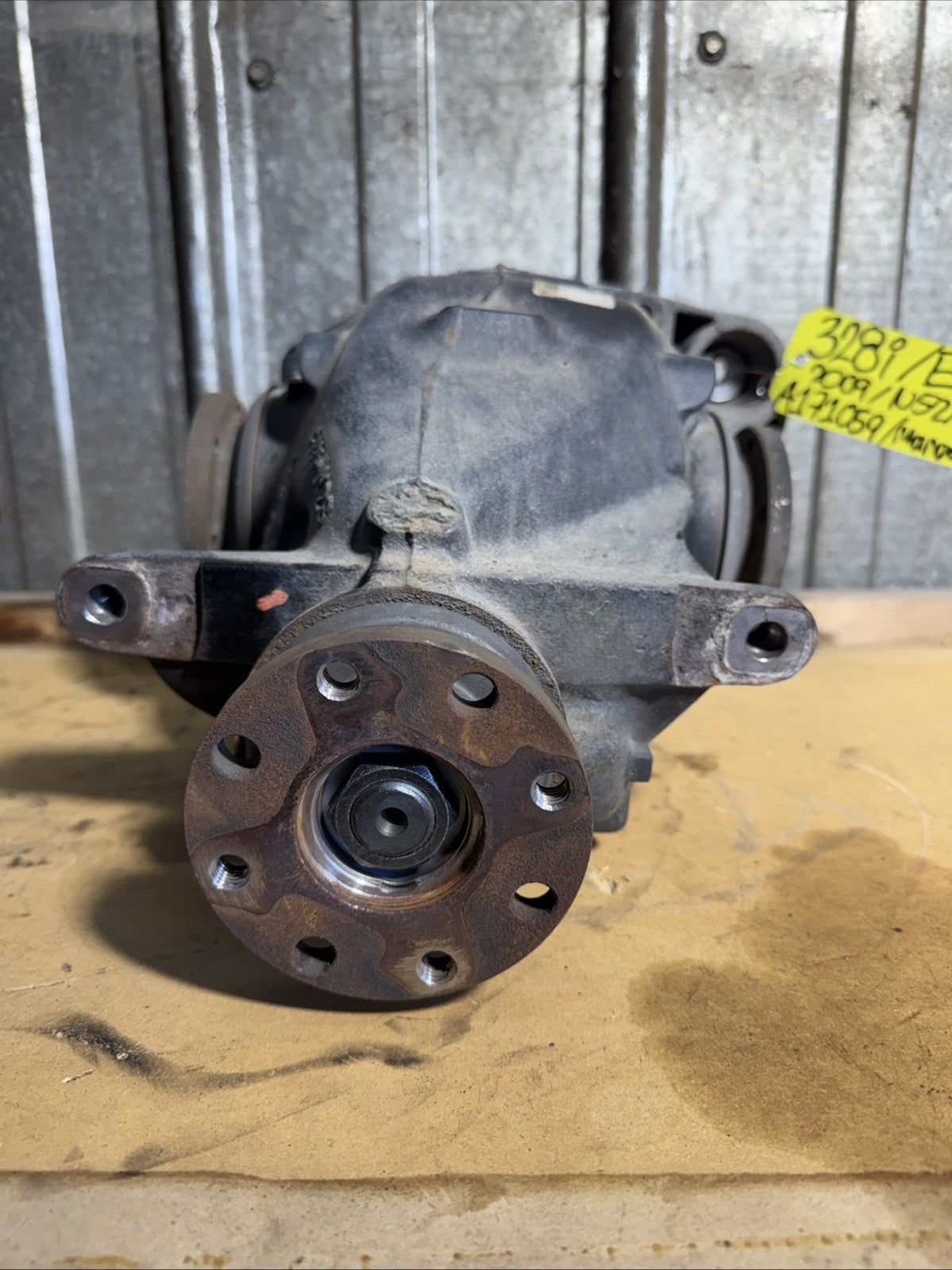 BMW REAR DIFFERENTIAL E90 328 MANUAL SERIES 3.23 FINAL DRIVE 7566183