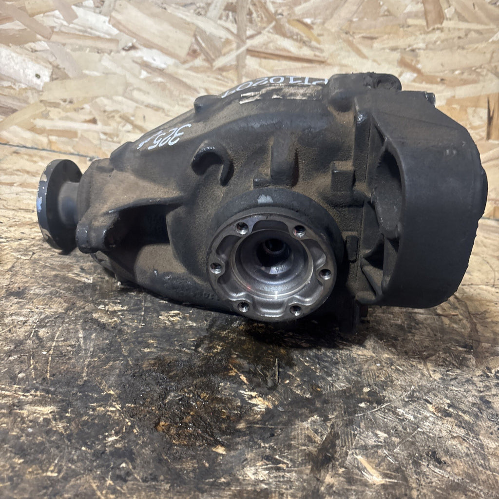 BMW E90 325 REAR DIFFERENTIAL 3 SERIES 3.73 FINAL DRIVE 33107566179 325
