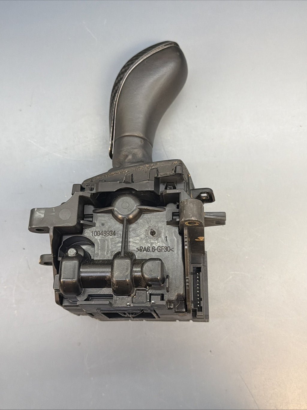 BMW F30 F32 F22 SPORT GEAR SHIFTER SELECTOR ELECTRIC SHIFT AUTOMATIC OEM 9260970