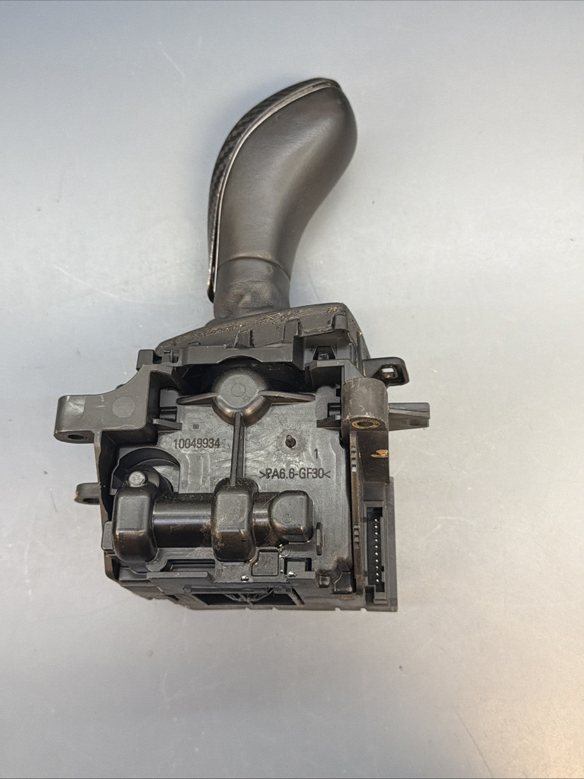 BMW F30 F32 F22 SPORT GEAR SHIFTER SELECTOR ELECTRIC SHIFT AUTOMATIC OEM 9260970