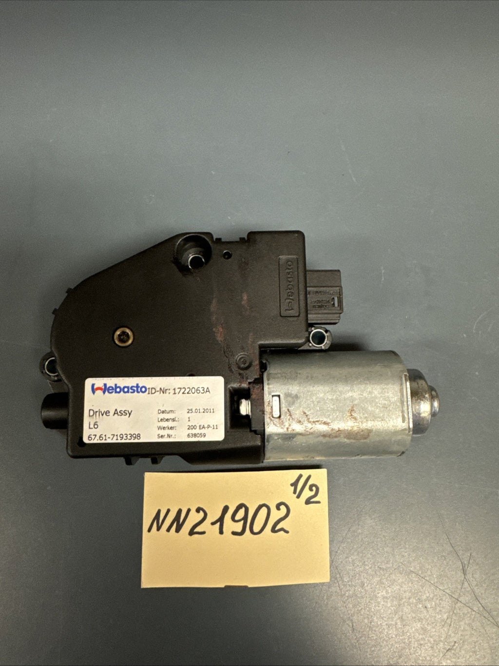 08-16 BMW E92 328i Overhead Sunroof Sun Roof Window Motor Webasto OEM 7193398