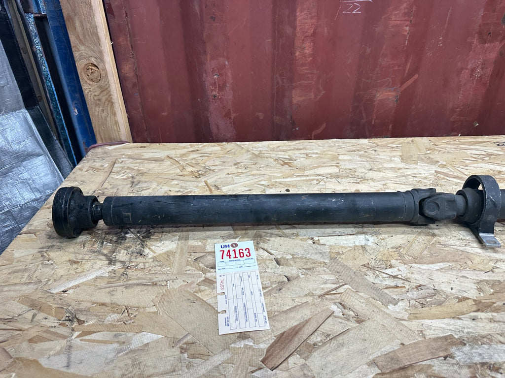 OEM BMW REAR DRIVESHAFT FITS AUTOMATIC 04-10 E60 E61 525 528 530 535 7573493