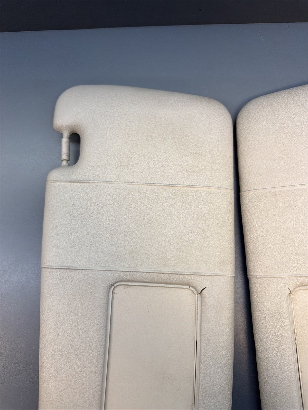 00–03 BMW E46 330ci Right & Left Light Sun Visor Mirror Leather Set OEM
