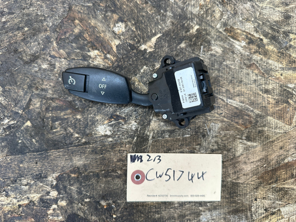 BMW 01-10 E60 E63 5/6 SERIES WHEEL COLUMN CRUISE CONTROL STOCK SWITCH 6951352