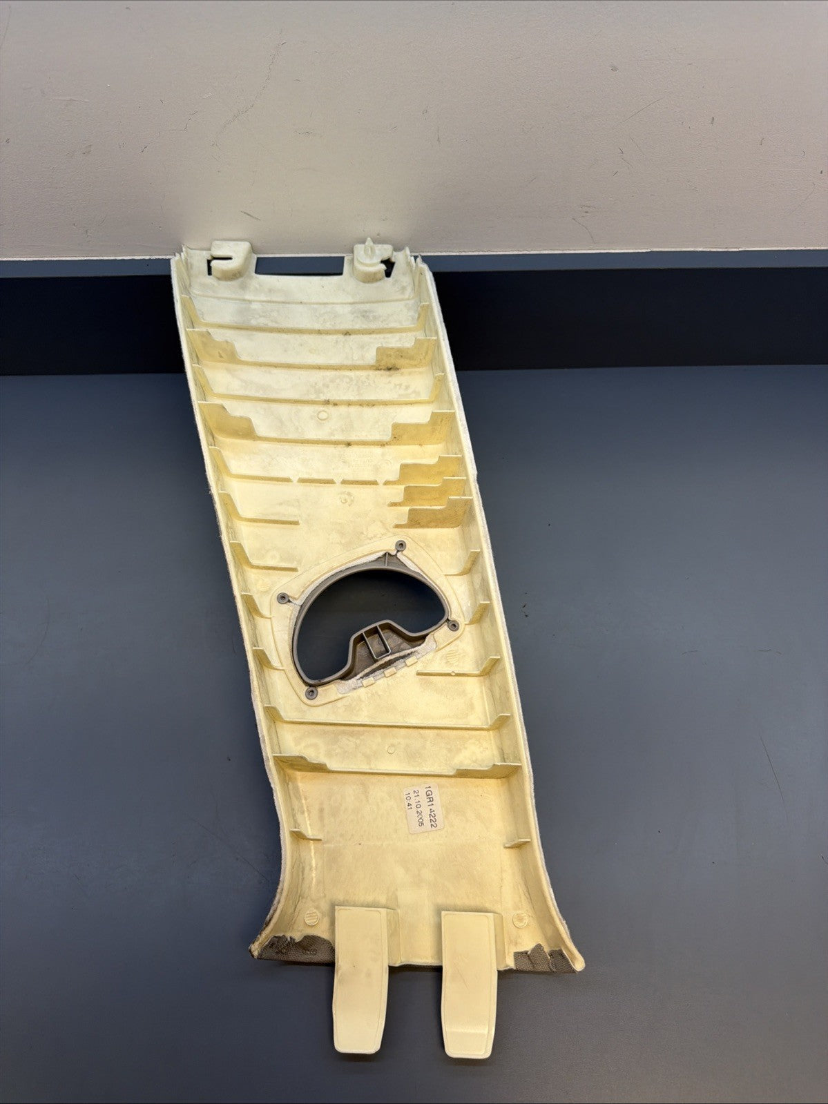 07-11 BMW 328I E90 Right Passenger Side Upper B Pillar Cover Grey 7058336 OEM