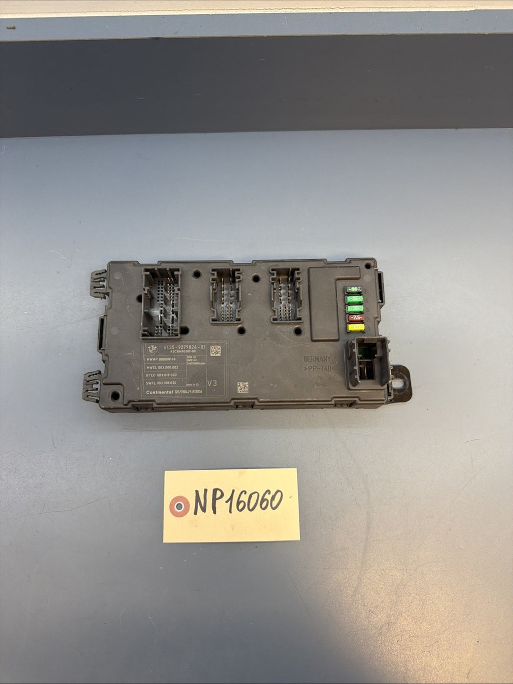 2012-2018 BMW F22 F30 F32 REAR BODY CONTROL UNIT FUSE BOX MODULE BCM BOX 9279824