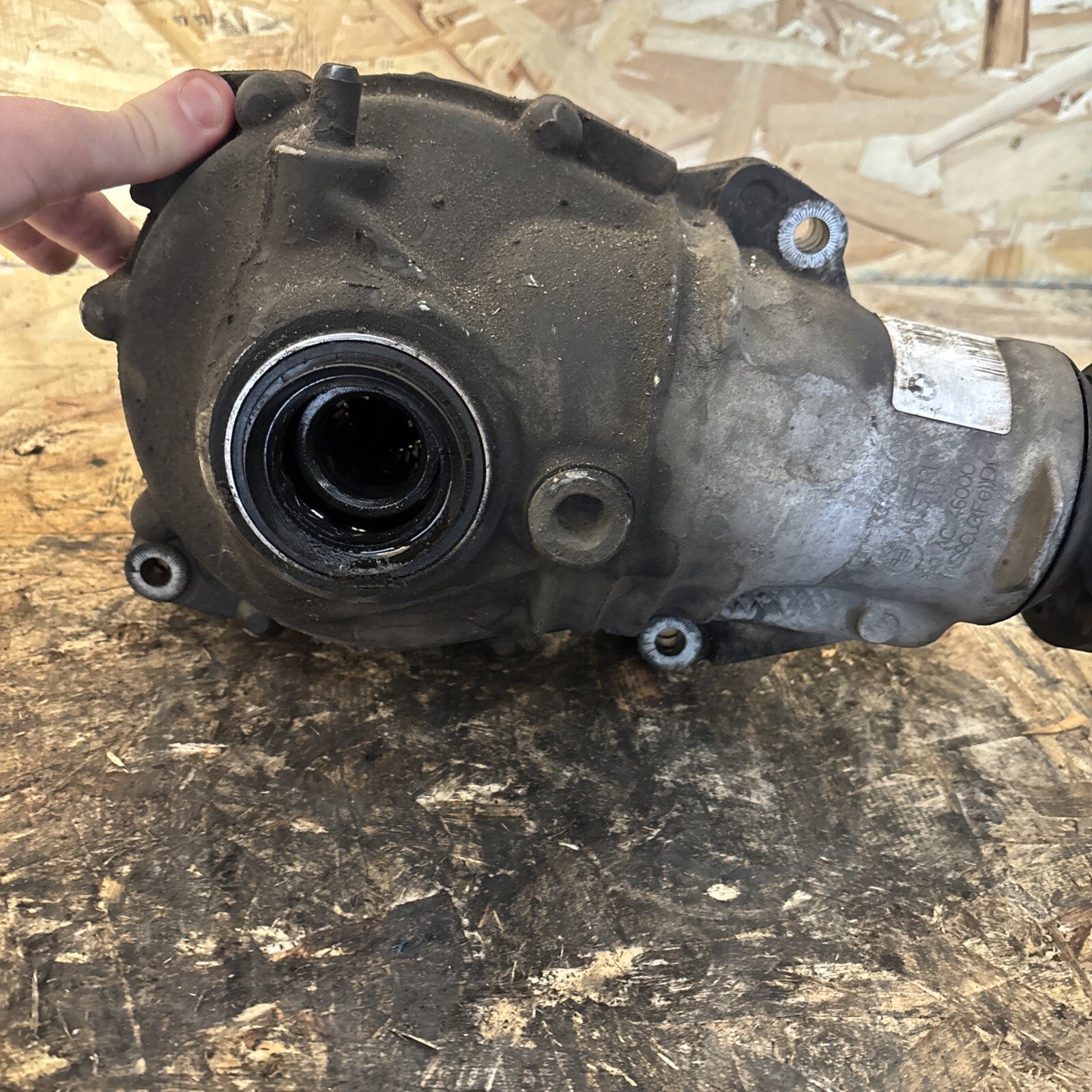 Front E90 328 Differential Carrier Final 3.91 Drive AWD Diff OEM 7533567 BMW
