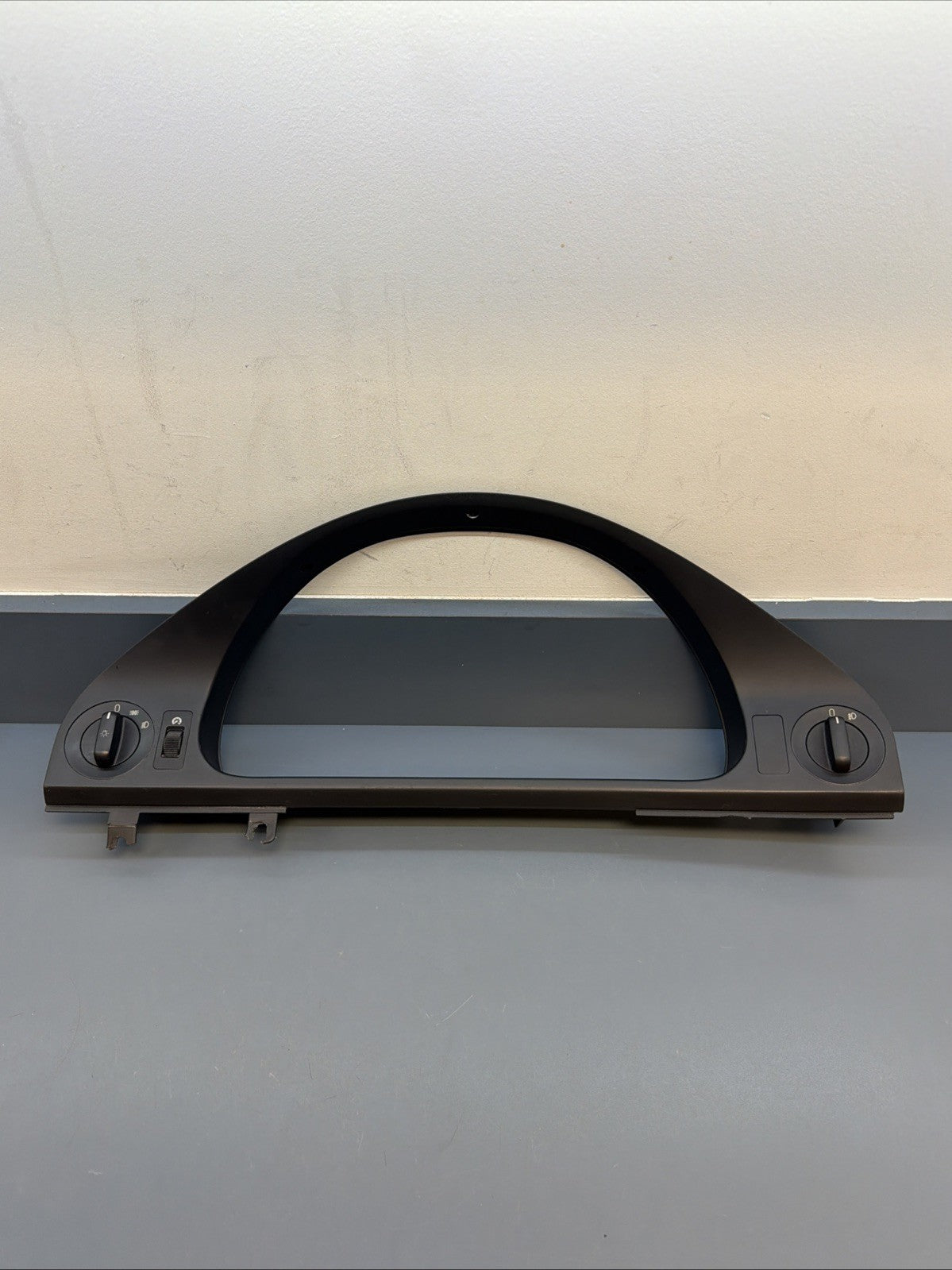 97-03 BMW E39 Speedometer Cluster Trim Bezel w/ Switches Black OEM 528i 540i