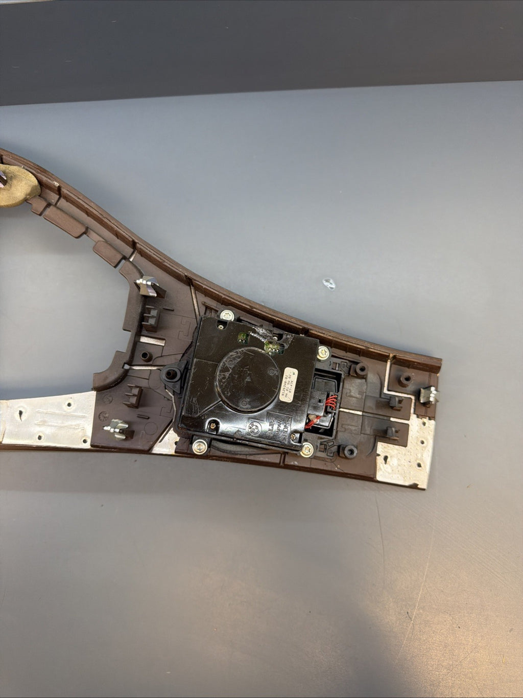 07-13 BMW E90 E92 328i 335i CENTER CONSOLE WOOD CCC TRIM OEM WITH KNOB 7078571