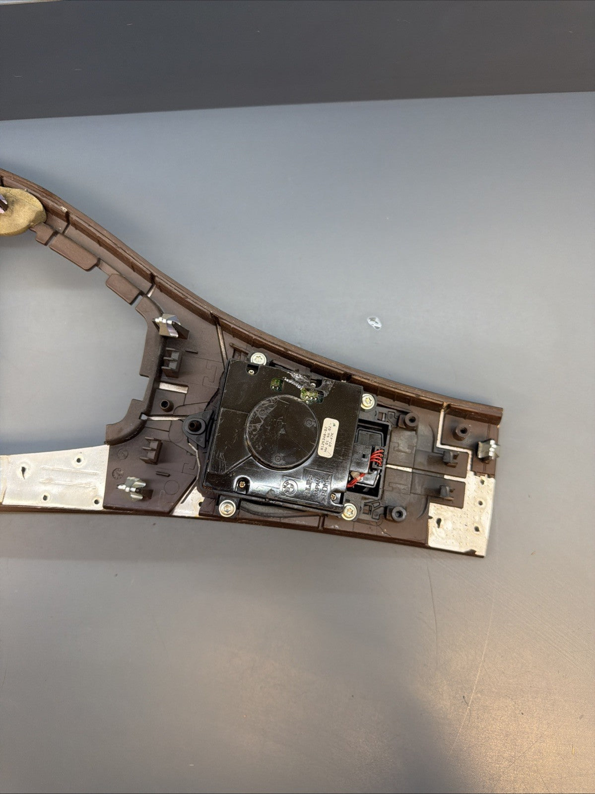 07-13 BMW E90 E92 328i 335i CENTER CONSOLE WOOD CCC TRIM OEM WITH KNOB 7078571