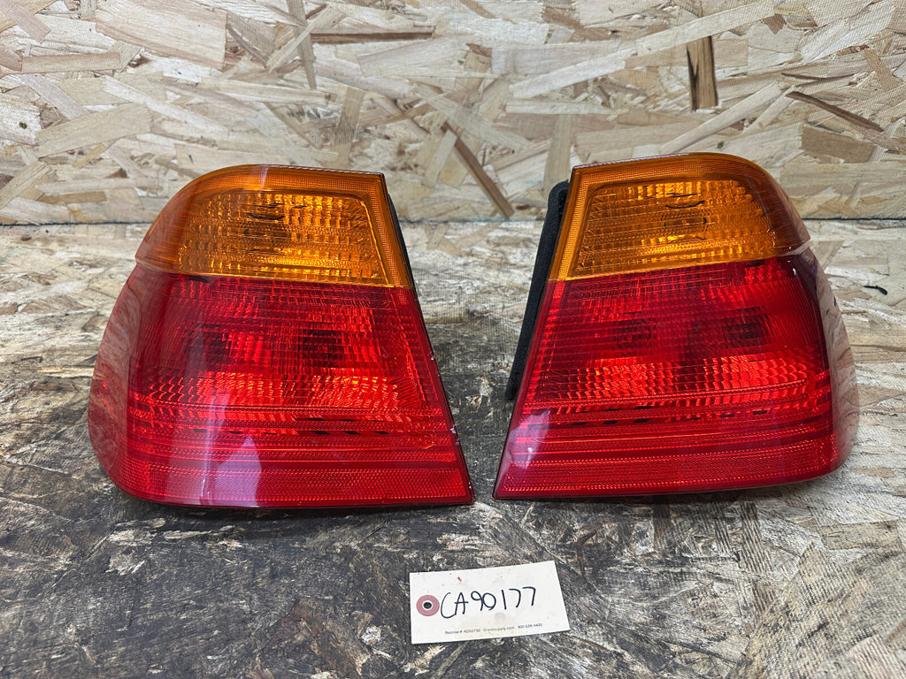 BMW 97-05 E46 3 SERIES LEFT+RIGHT OUTER TAIL LIGHT SET 2PC OEM 8364921+8364922
