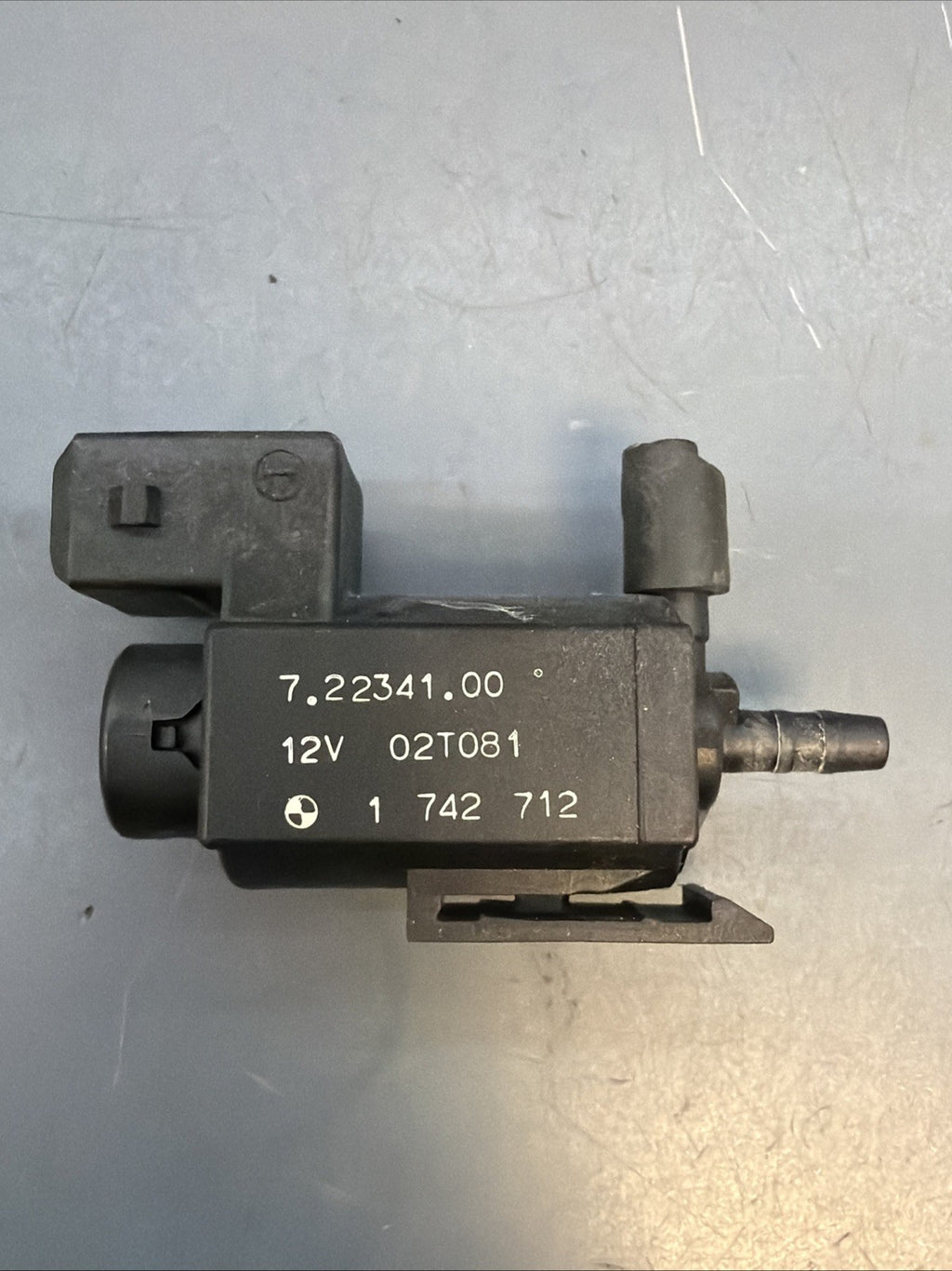 1996-2005 BMW E36 E46 323 325 328 330 M3 Electric Solenoid Vacuum Valve 1742712