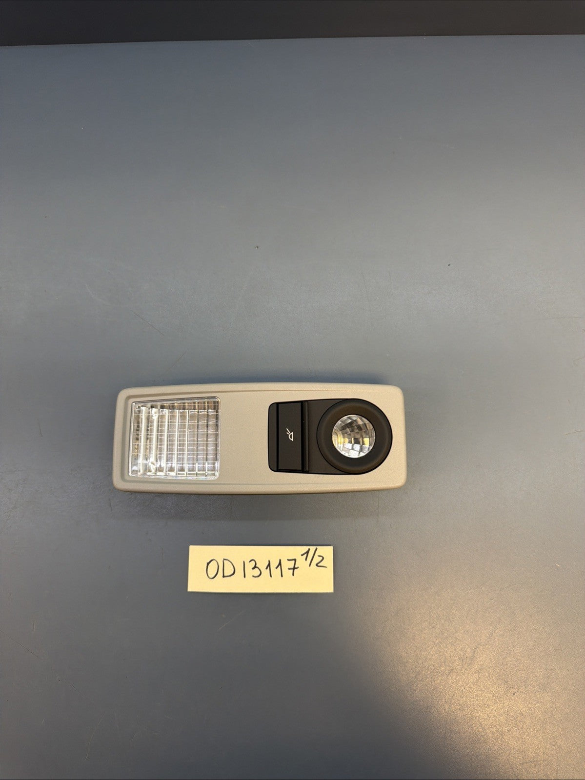 BMW 11-19 F25 X3 LEFT REAR DRIVER SIDE INTERIOR READING LIGHT GRAY OEM 9215623