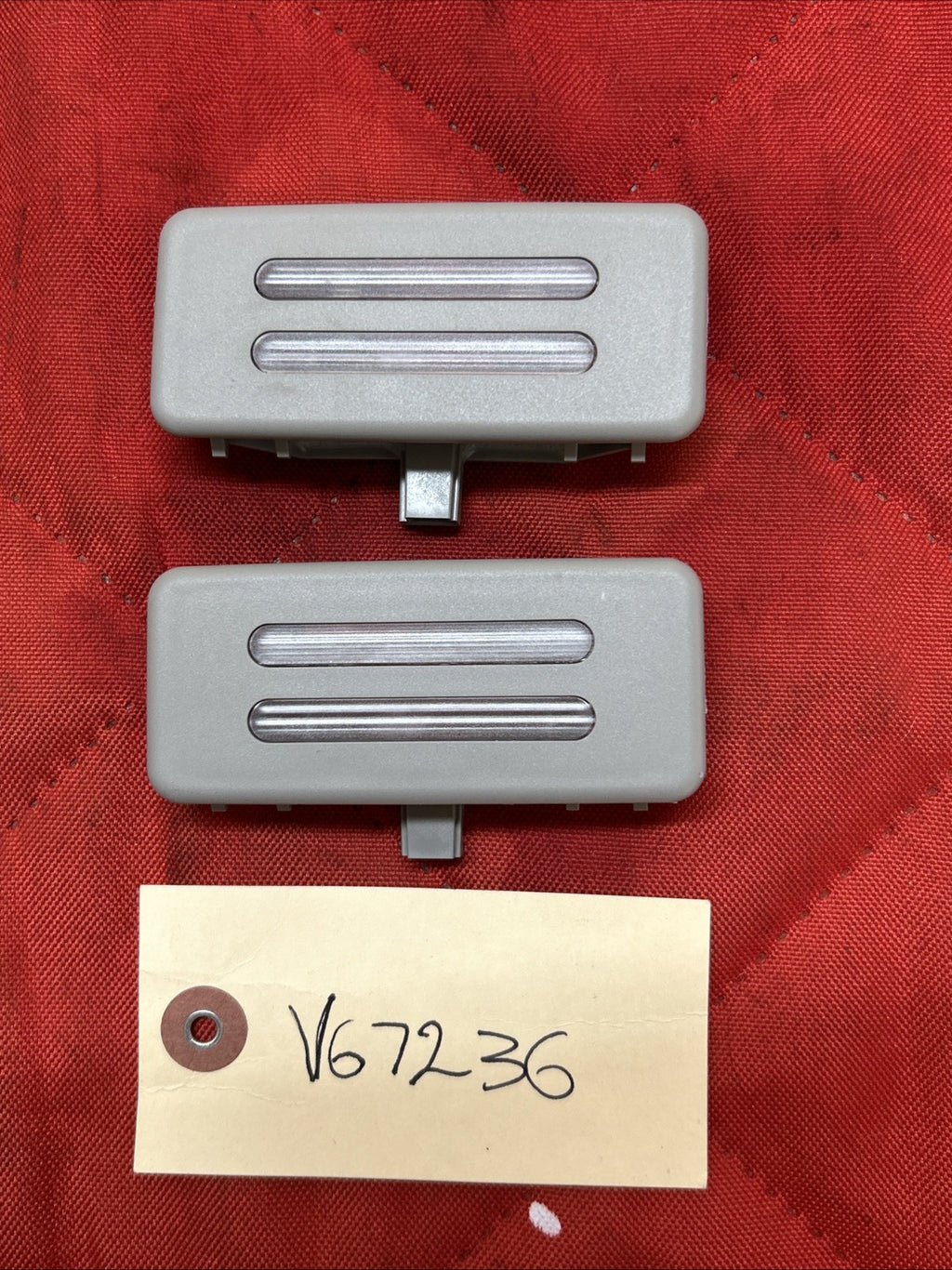 06-11 BMW E60,E61,E90,E91,E92 SUN VISOR INTERIOR LIGHT 6962011 SET OF 2 GREY