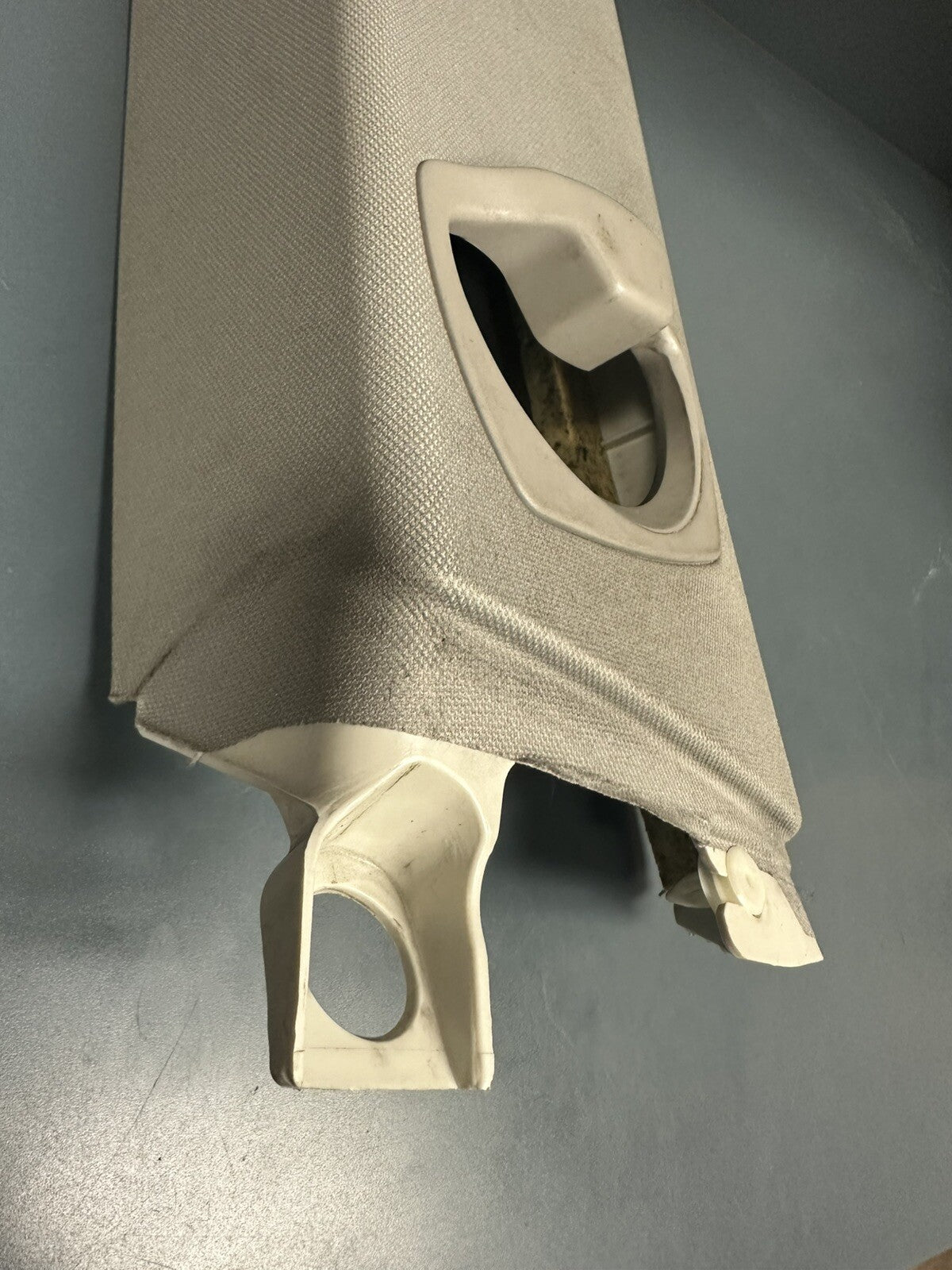 BMW E92 OEM LEFT DRIVER SIDE B PILLAR MIDDLE COVER TRIM PANEL GREY 7117469
