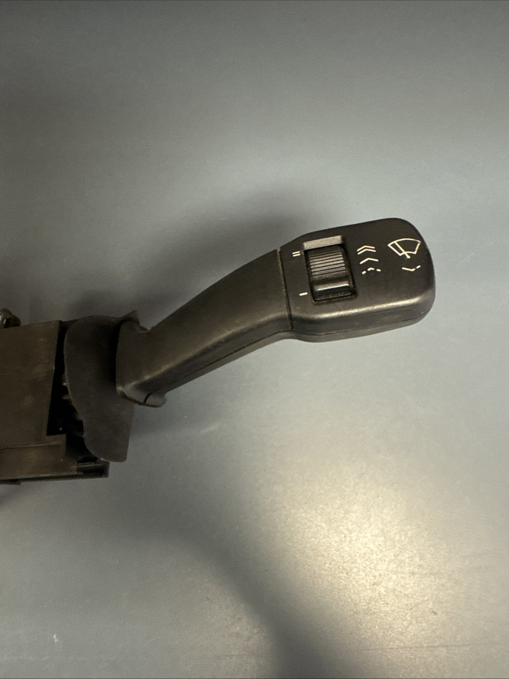 1997-2000 BMW 528I TURNSIGNAL WINDSHIELD WIPER CRUISE CONTROL SWITCH OEM 8352013