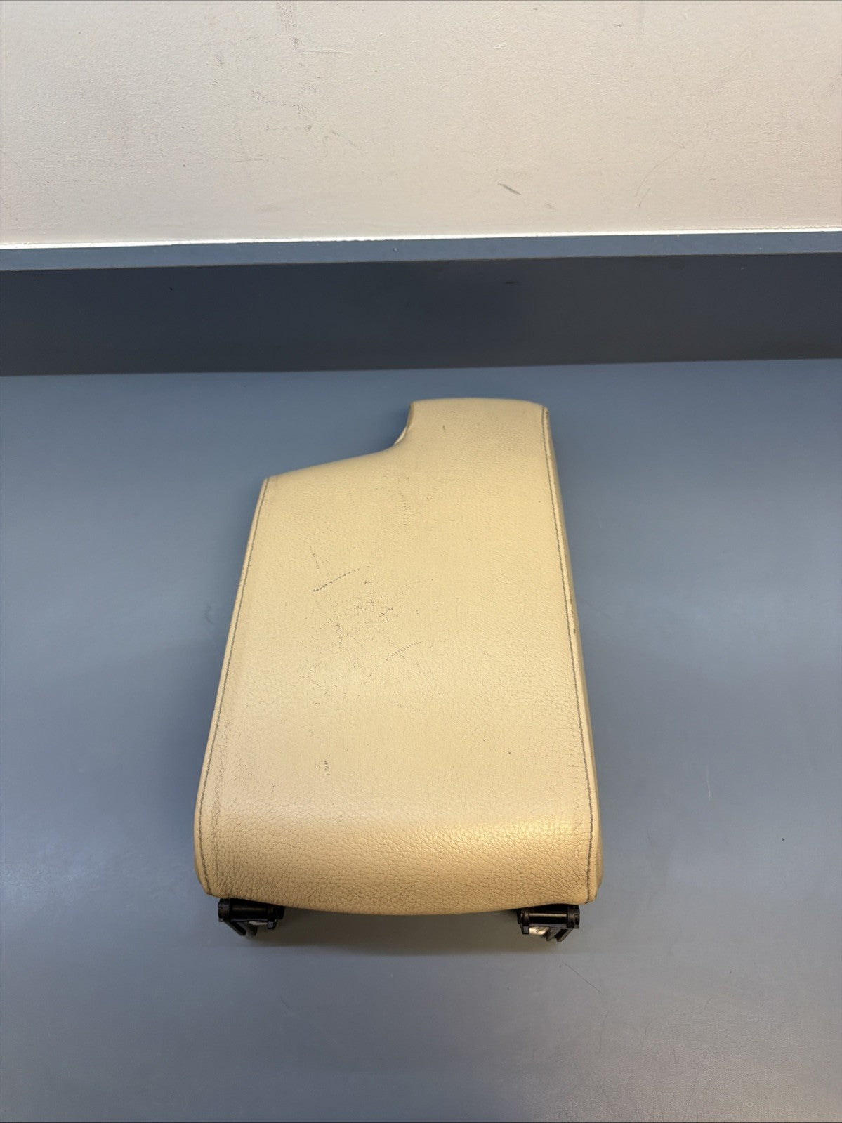 2006-2012 BMW E90 3-Series E91 4door Front Center Console Armrest Beige OEM
