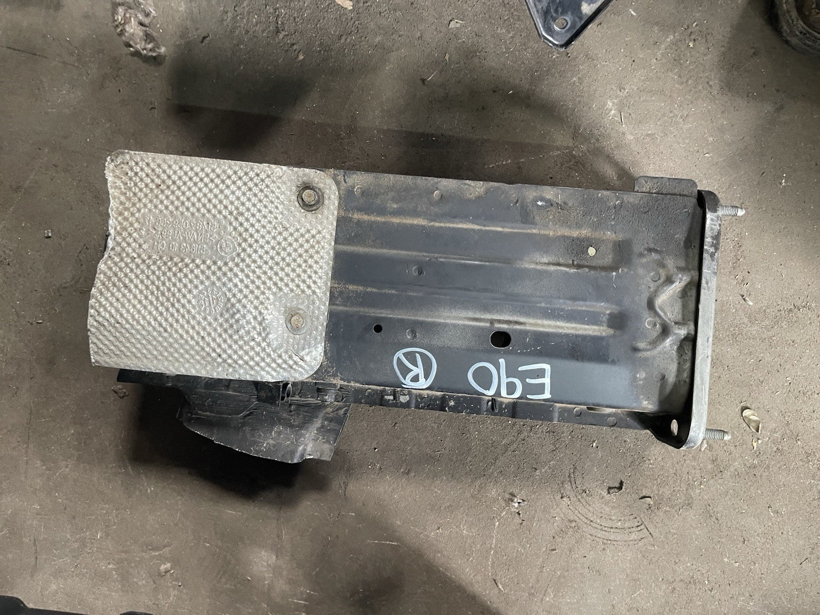 06-11 BMW E90 E91 328 335 M3 Front Right Frame Rail Apron SECTION OEM