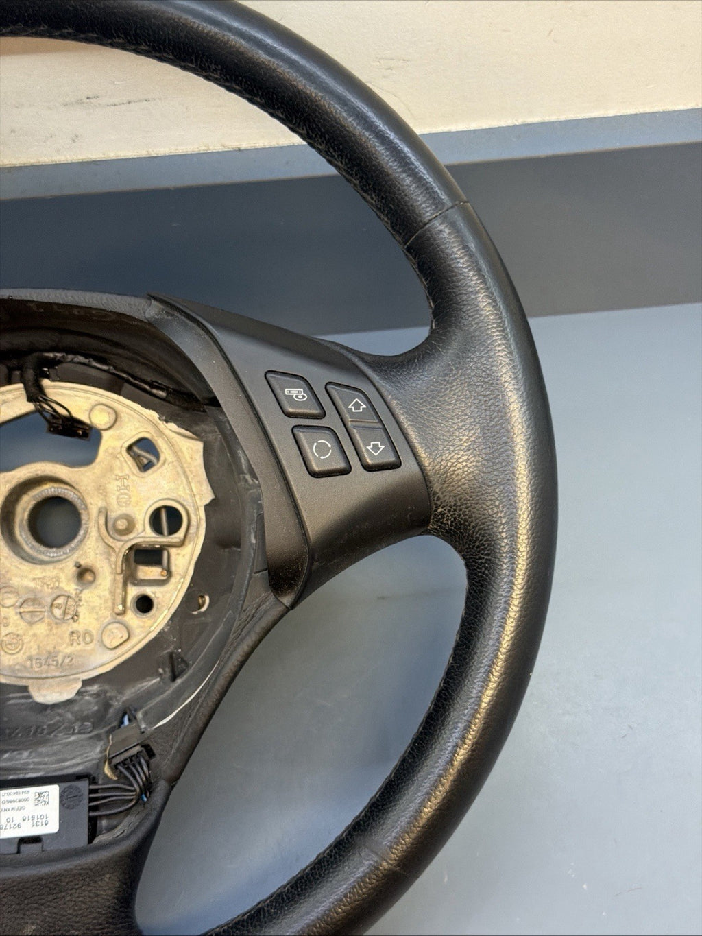 BMW 2006-2012 E90 E9X 3 SERIES BLACK LEATHER STEERING WHEEL OEM 3375E901