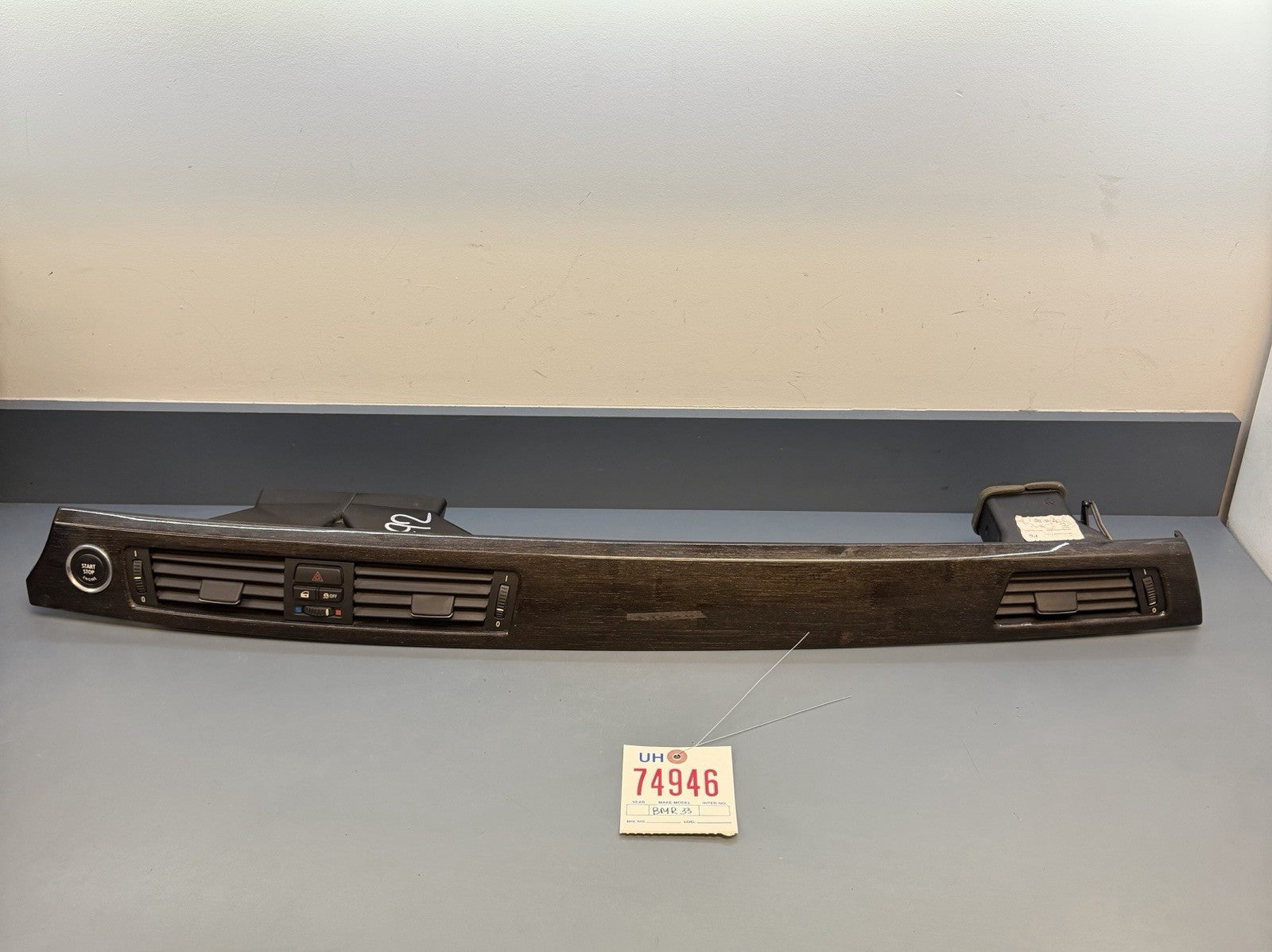 07-13 BMW E90 E91 E92 Dashboard Instrument Panel Air Vent Cover Trim 9214797