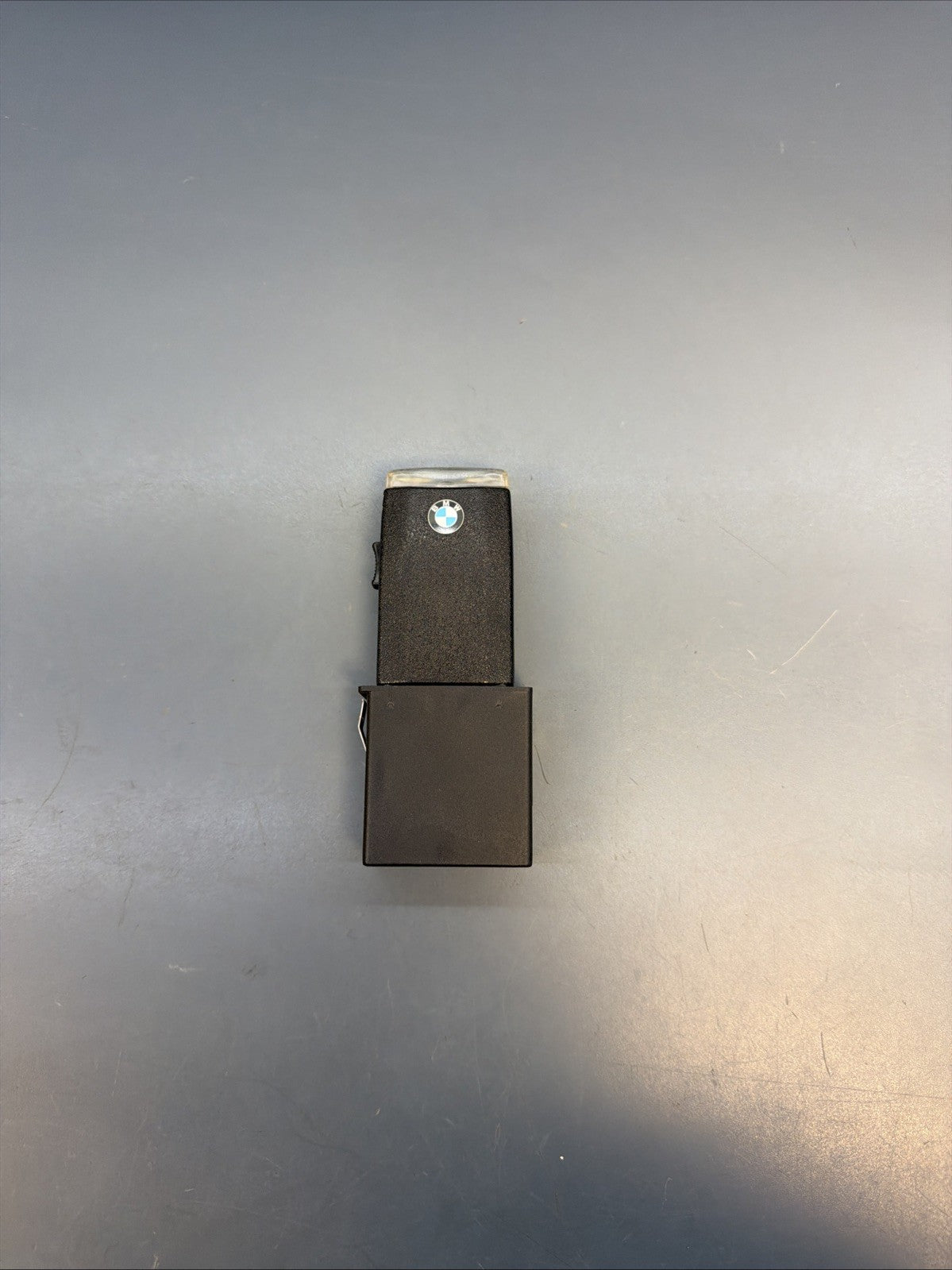 04-10 BMW E60 525xi 530i Glove Box Torch Flashlight Lamp 8360066 OEM