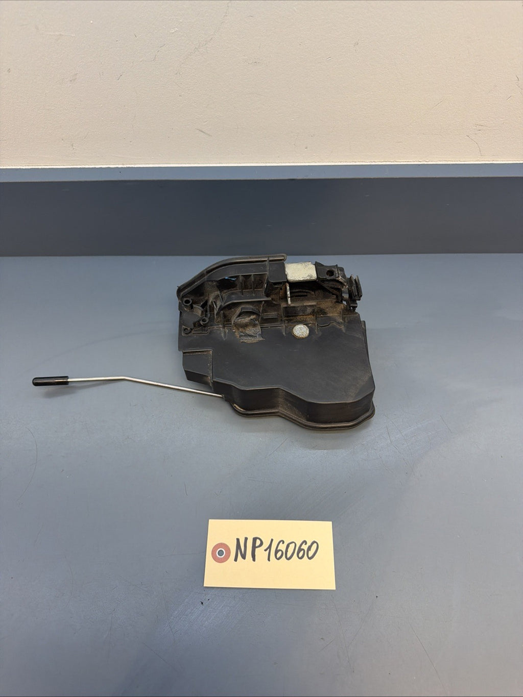 12-18 BMW F30 328i 335i Rear Left Side Door Lock Latch Actuator 7229459