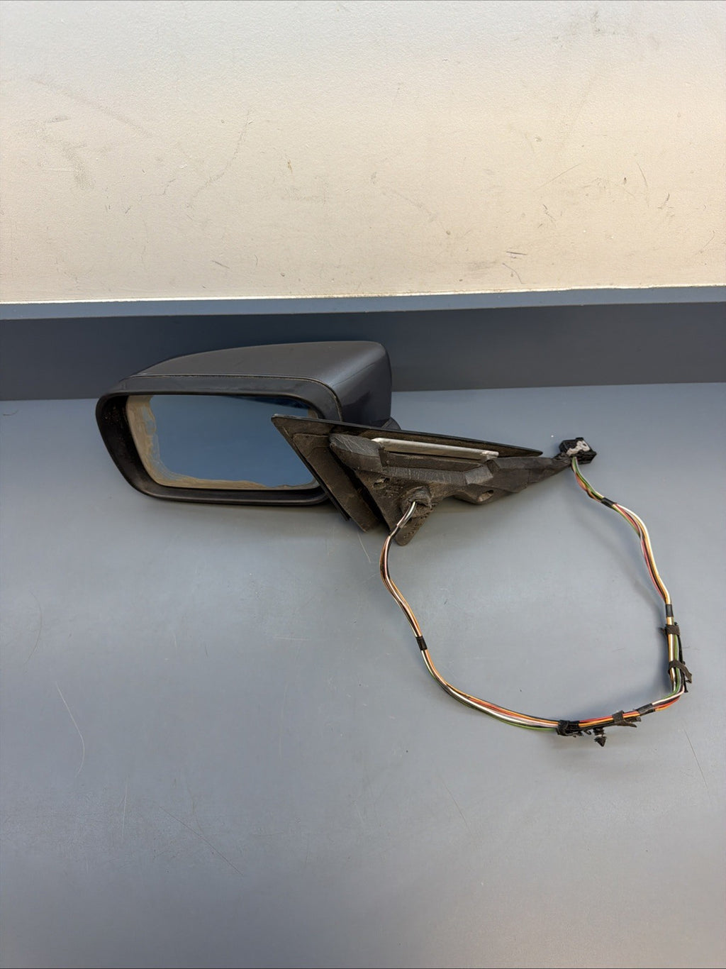 BMW 1997-2002 E46 PRE LCI LEFT/DRIVER SIDE VIEW MIRROR BLACK OEM 0117351