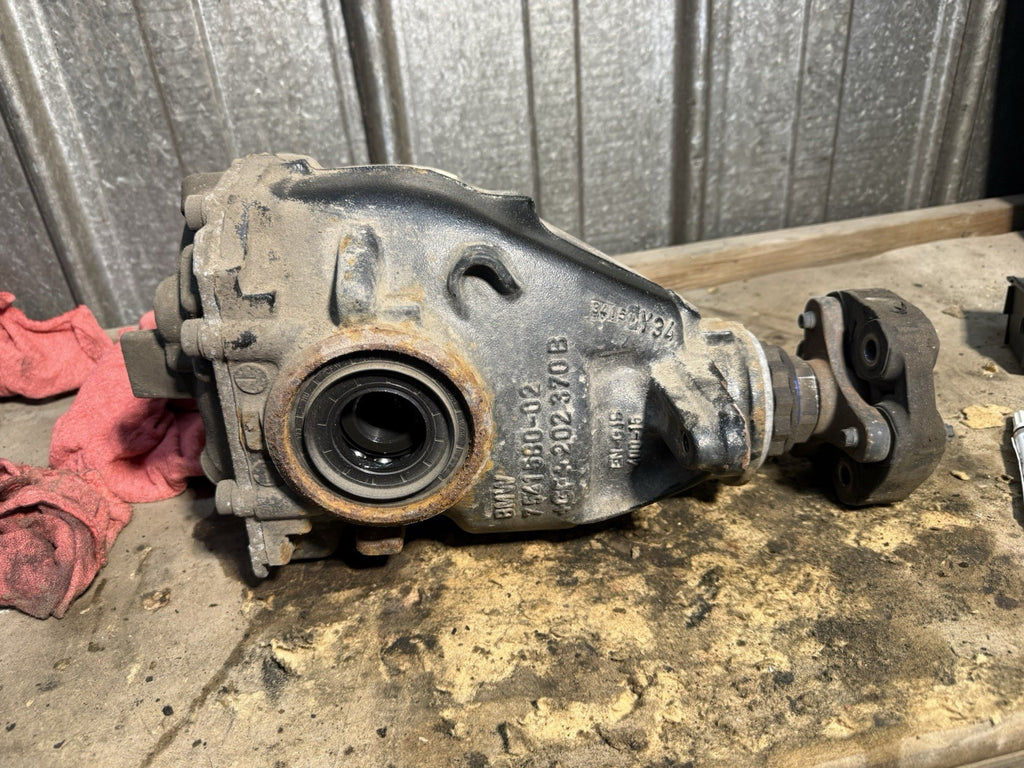 11-17 BMW F30 F31 F32 F33 F34 F36 Rear Axle differential ratio 3.15 OEM 7603748