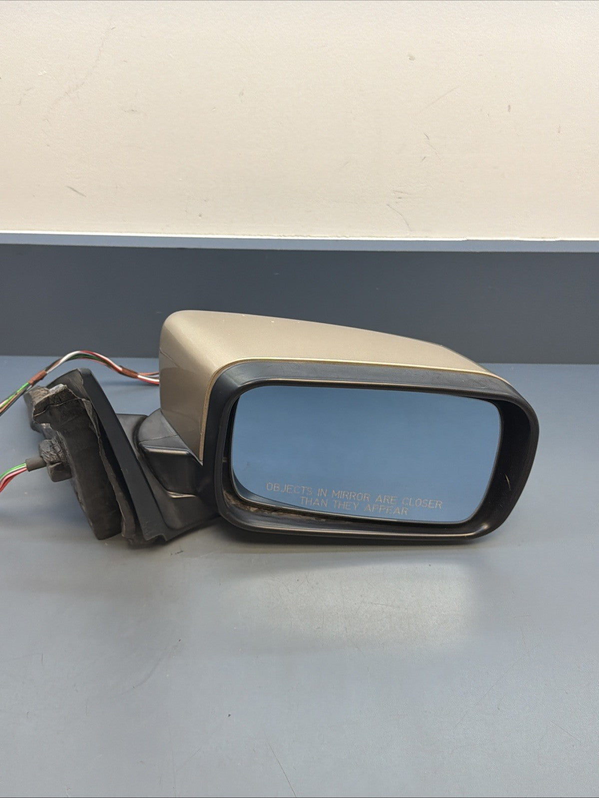 BMW E46 RIGHT PASSANGER SIDE MIRROR COMPLETE OEM BMW 0117351