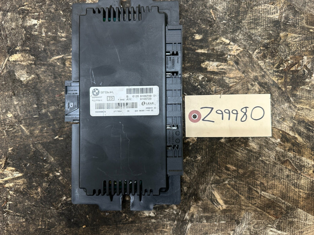 BMW 2006-2008 E90 PRE LCI FOOTWELL LIGHTING CONTROL MODULE OEM 9166709